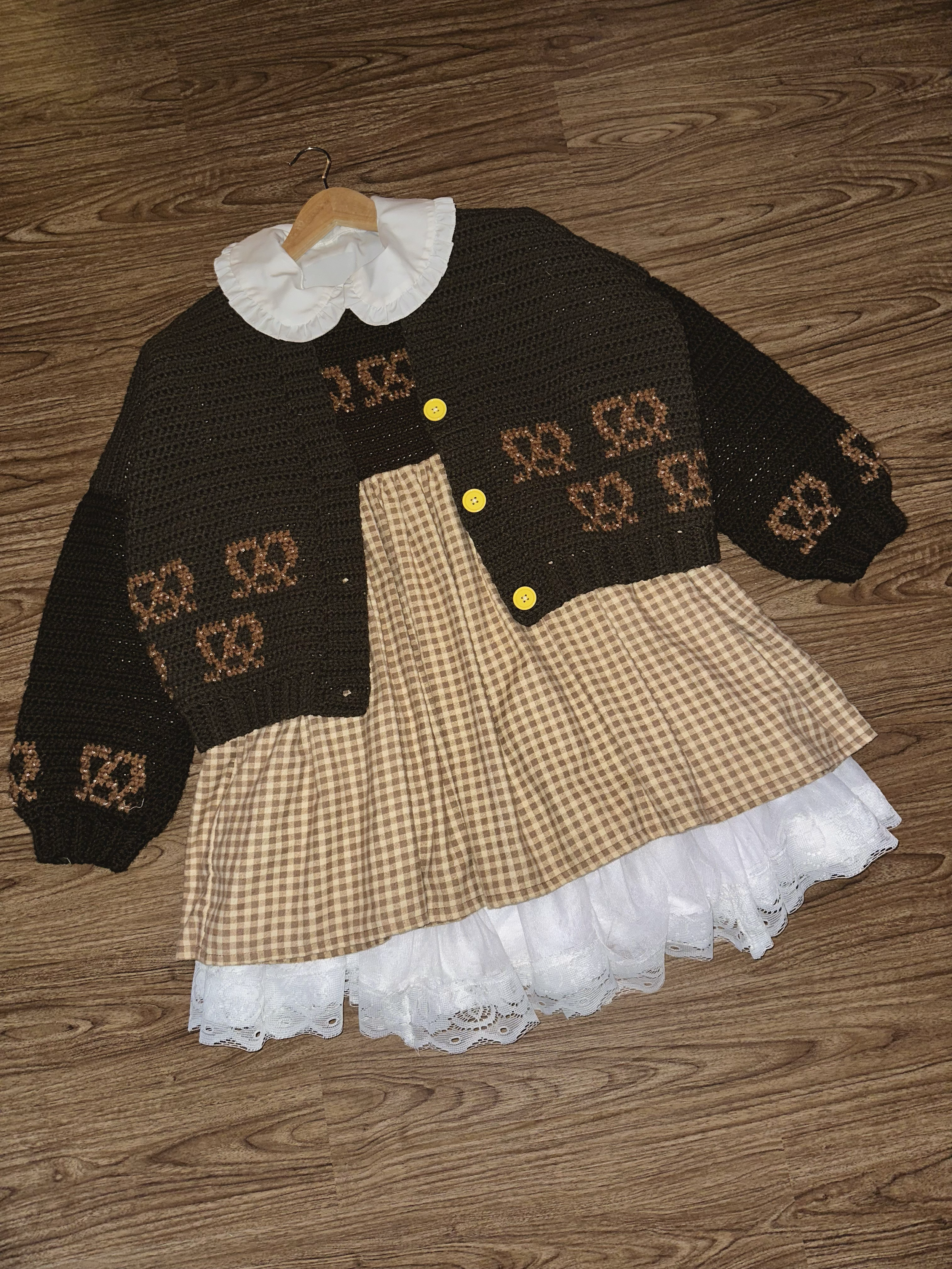 carnival cardigans x babydoll dress pattern