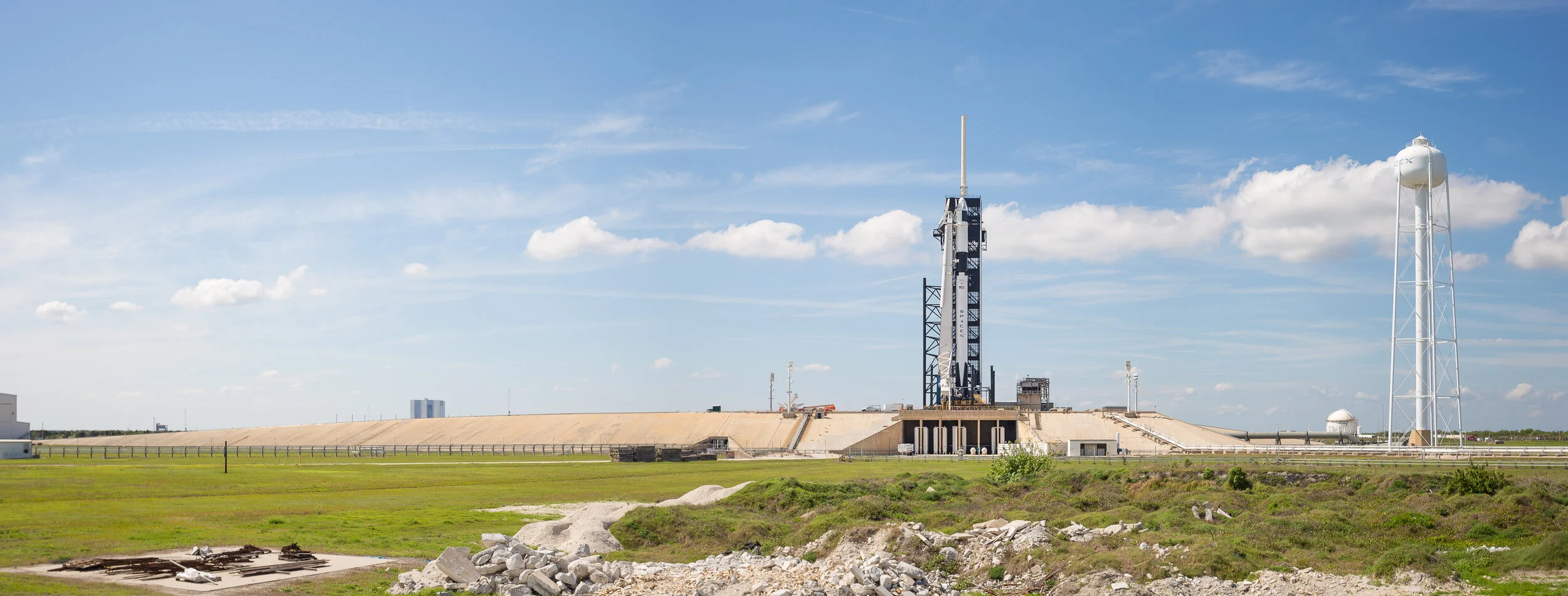 DM-1 Pad 90 Pano.jpg