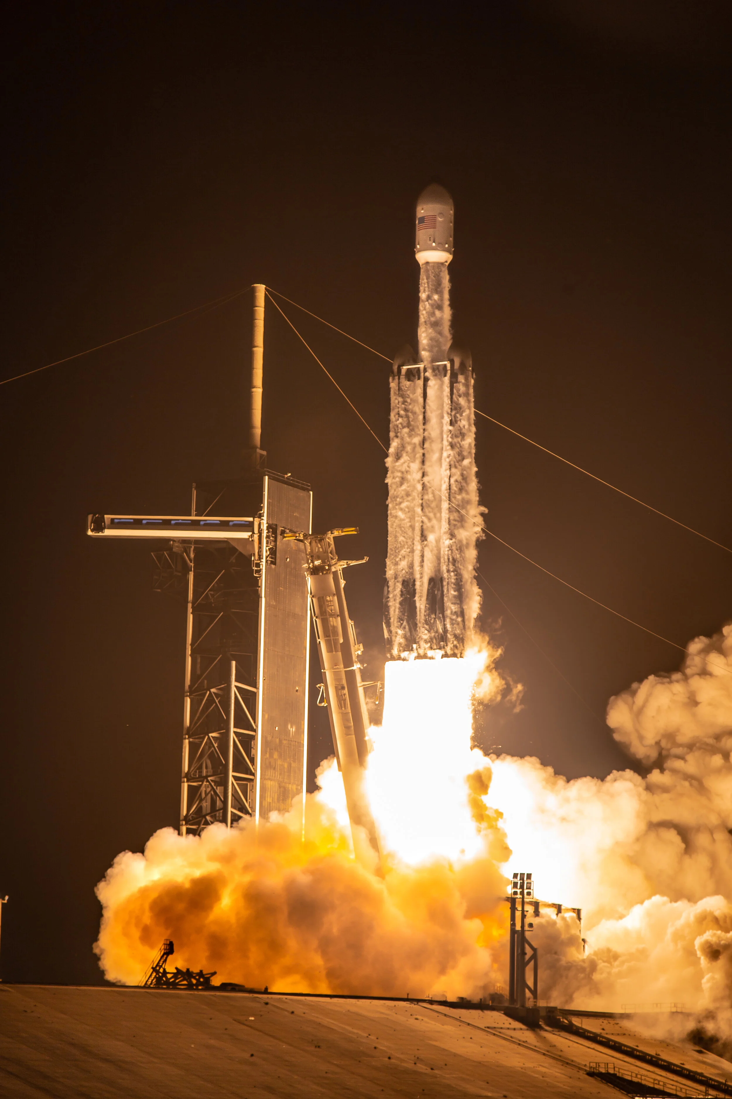 Falcon Heavy Rocket Shot.jpg