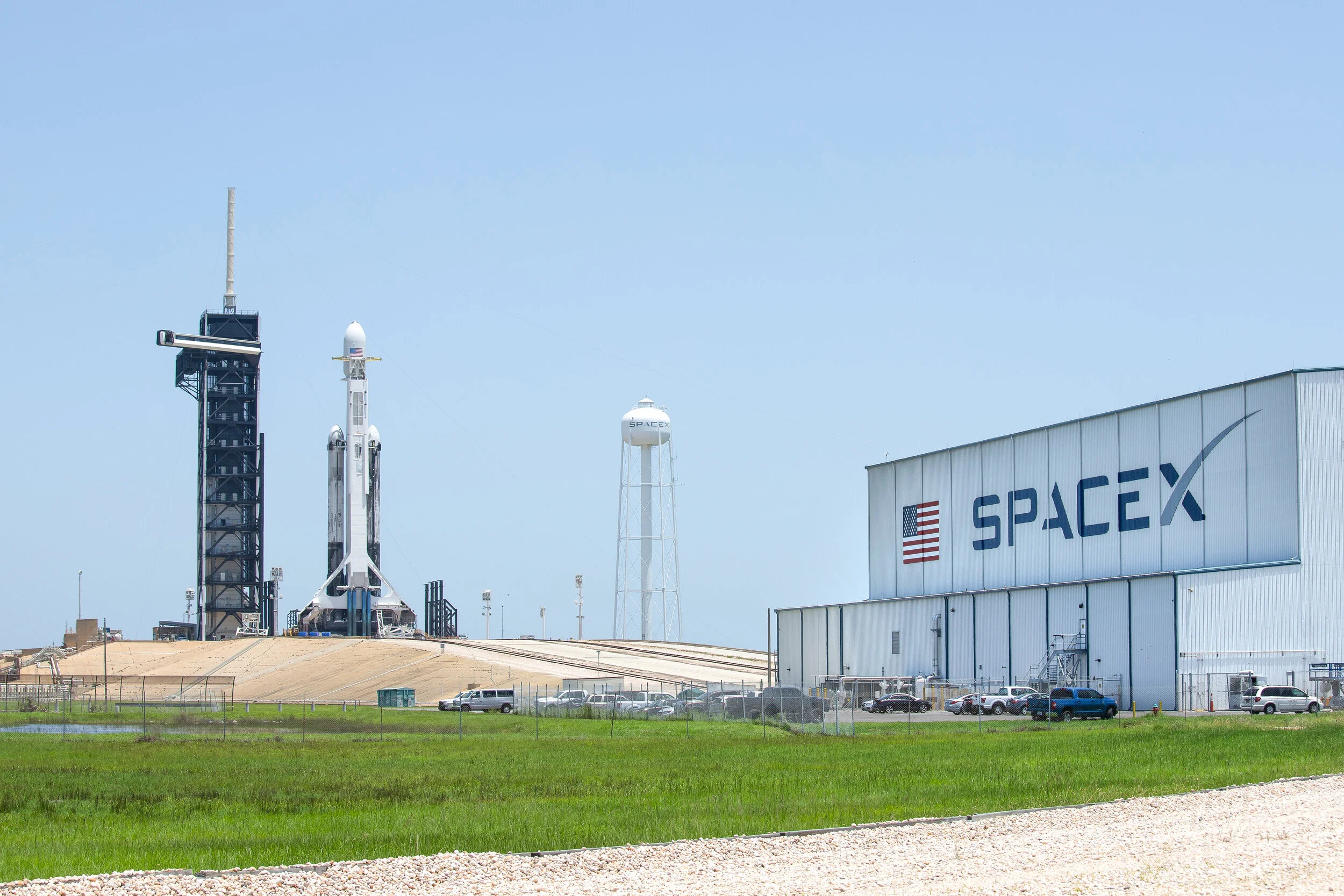 Falcon Heavy Hangar.jpg