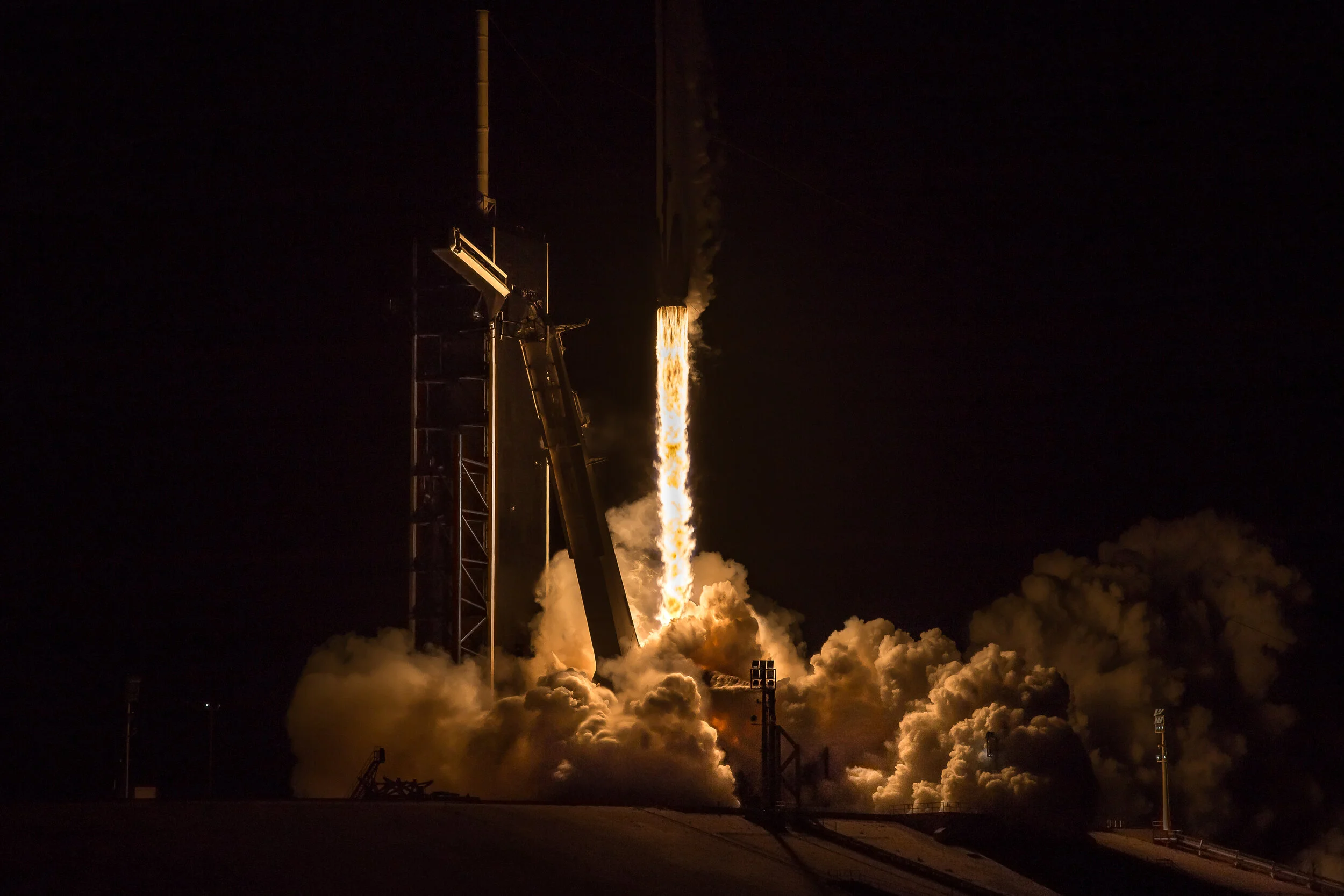 DM-1 45 Launch 2.jpg