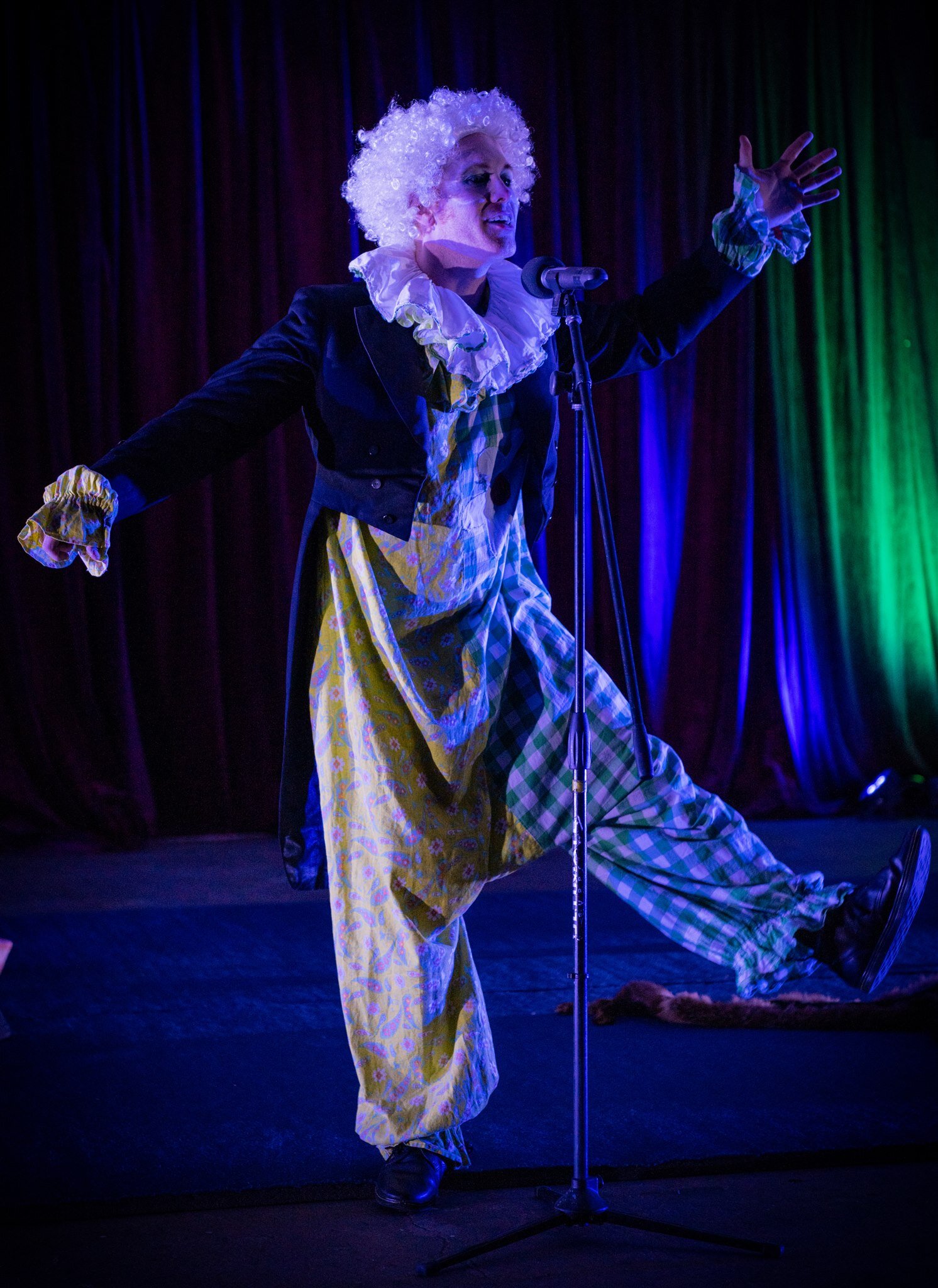 Two sides of circus at Fringe Festival