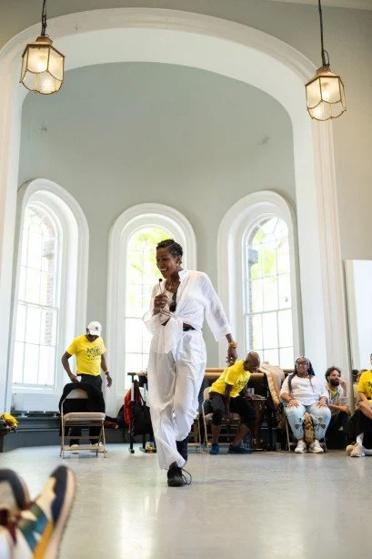 Photo courtesy of Acosta Dance Centre