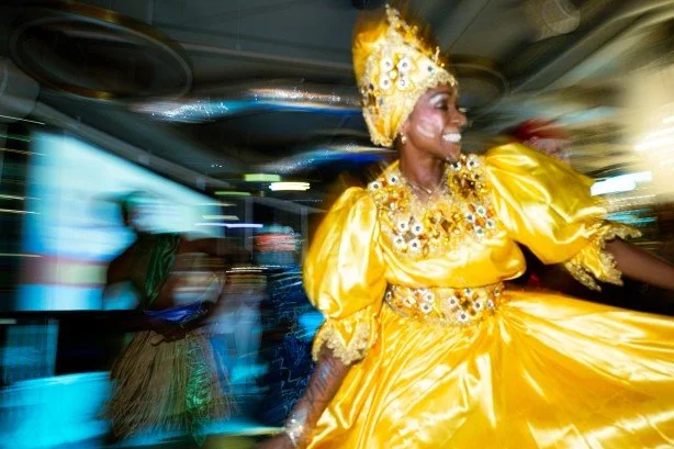 Photo courtesy of Acosta Dance Centre