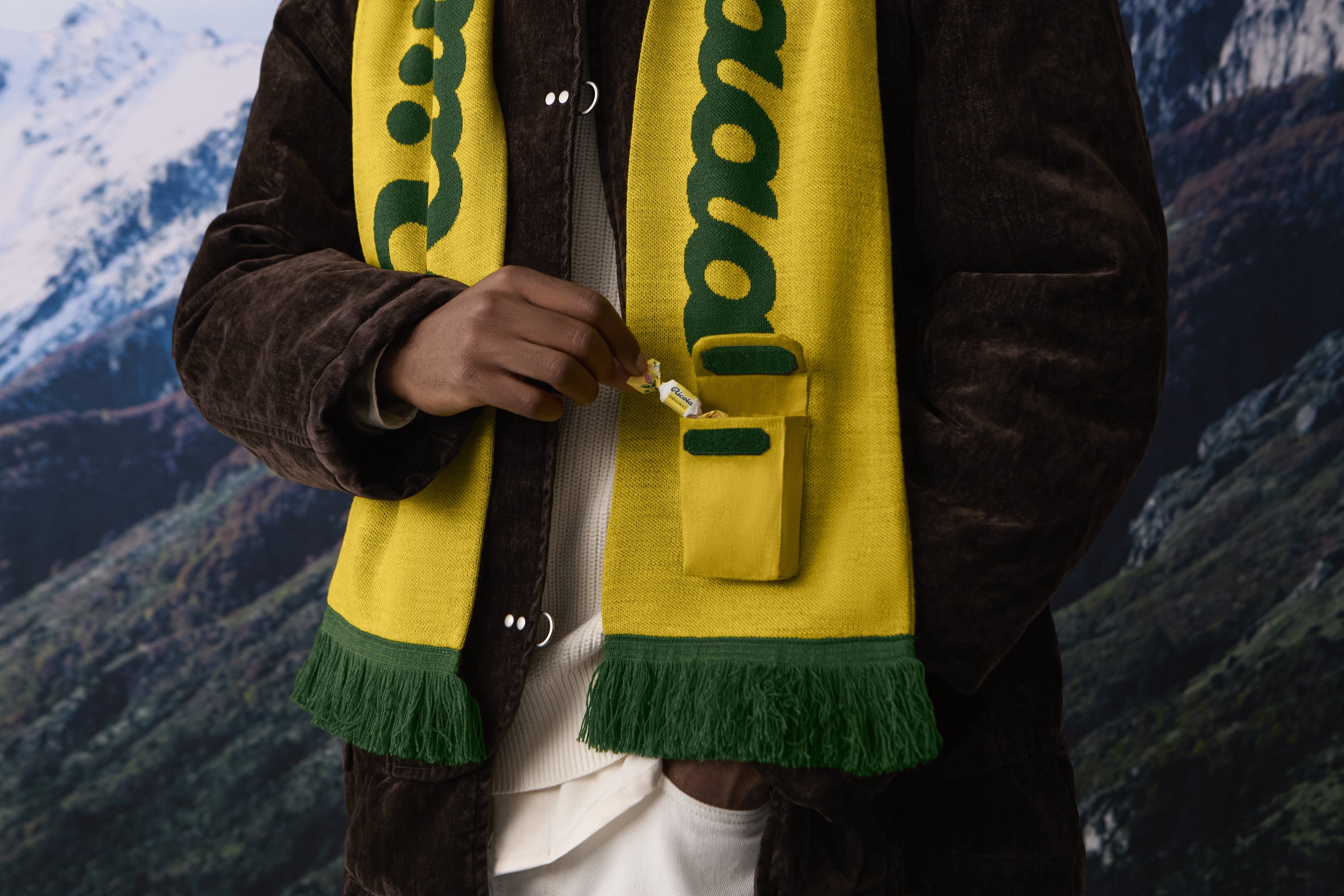 10.18_Ricola_Scarfs_5172.jpg
