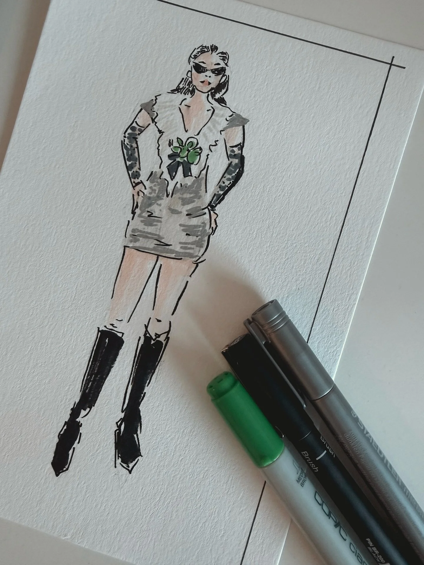 &lsquo;Special Edition and your AI couldn&rsquo;t copy&hellip;😍&rsquo; 
.
A speed illustration of @jennierubyjane wearing Vintage Chanel in @blackpinkofficial Deadline World Tour, Hong Kong stop🖤
.
See more work @liveillos , where illustration is c