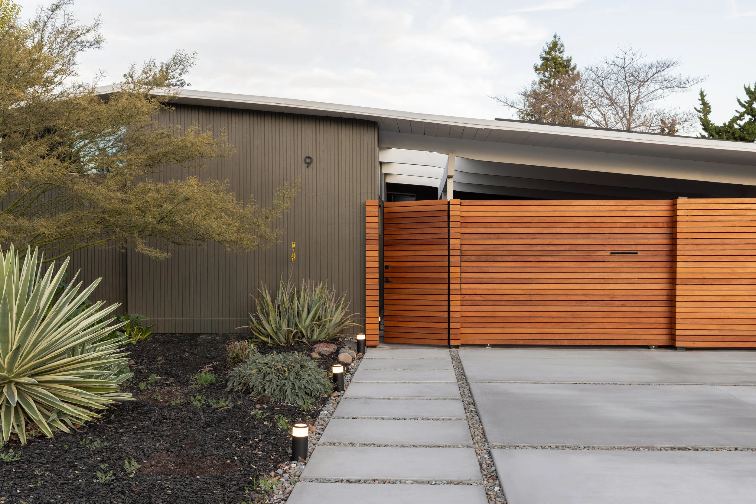 Eichler home exterior