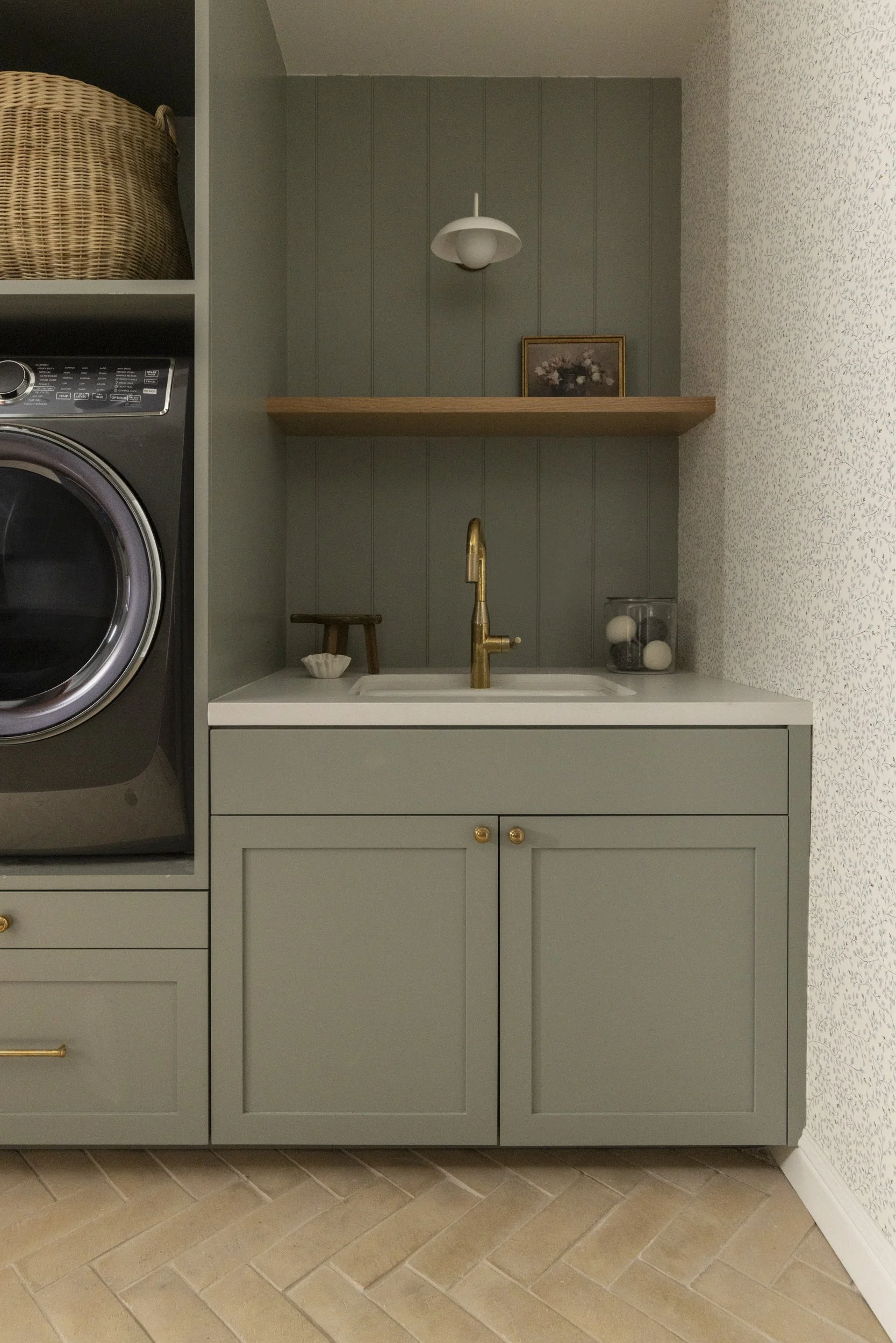 Laundry room sink