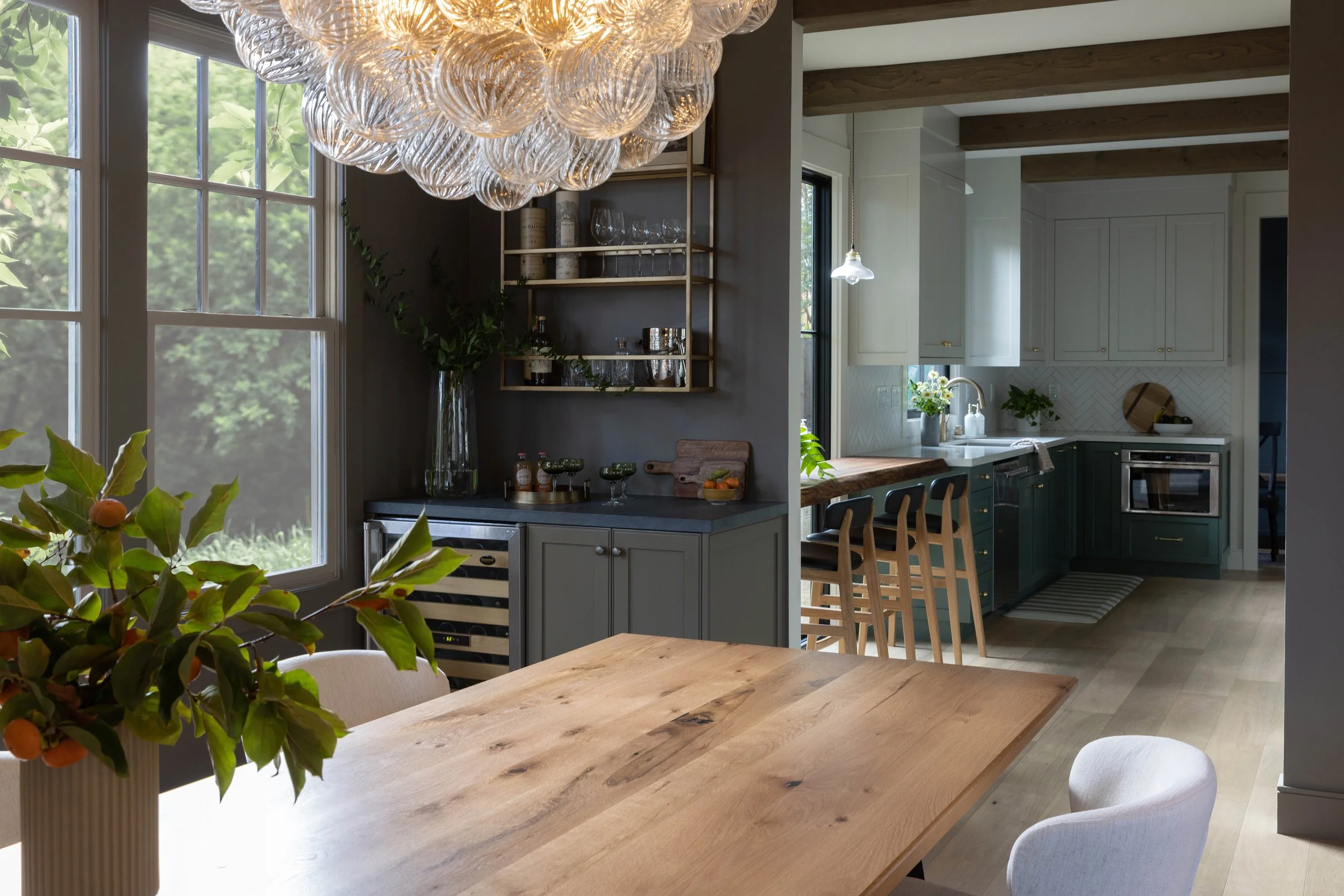 dining room, wet bar, breakfast bar and kitchen