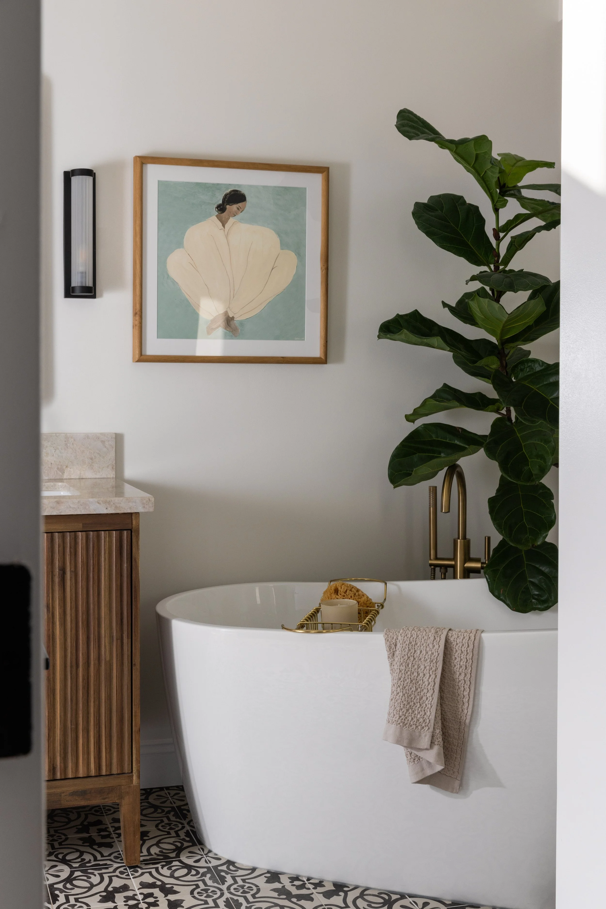 master soaking tub