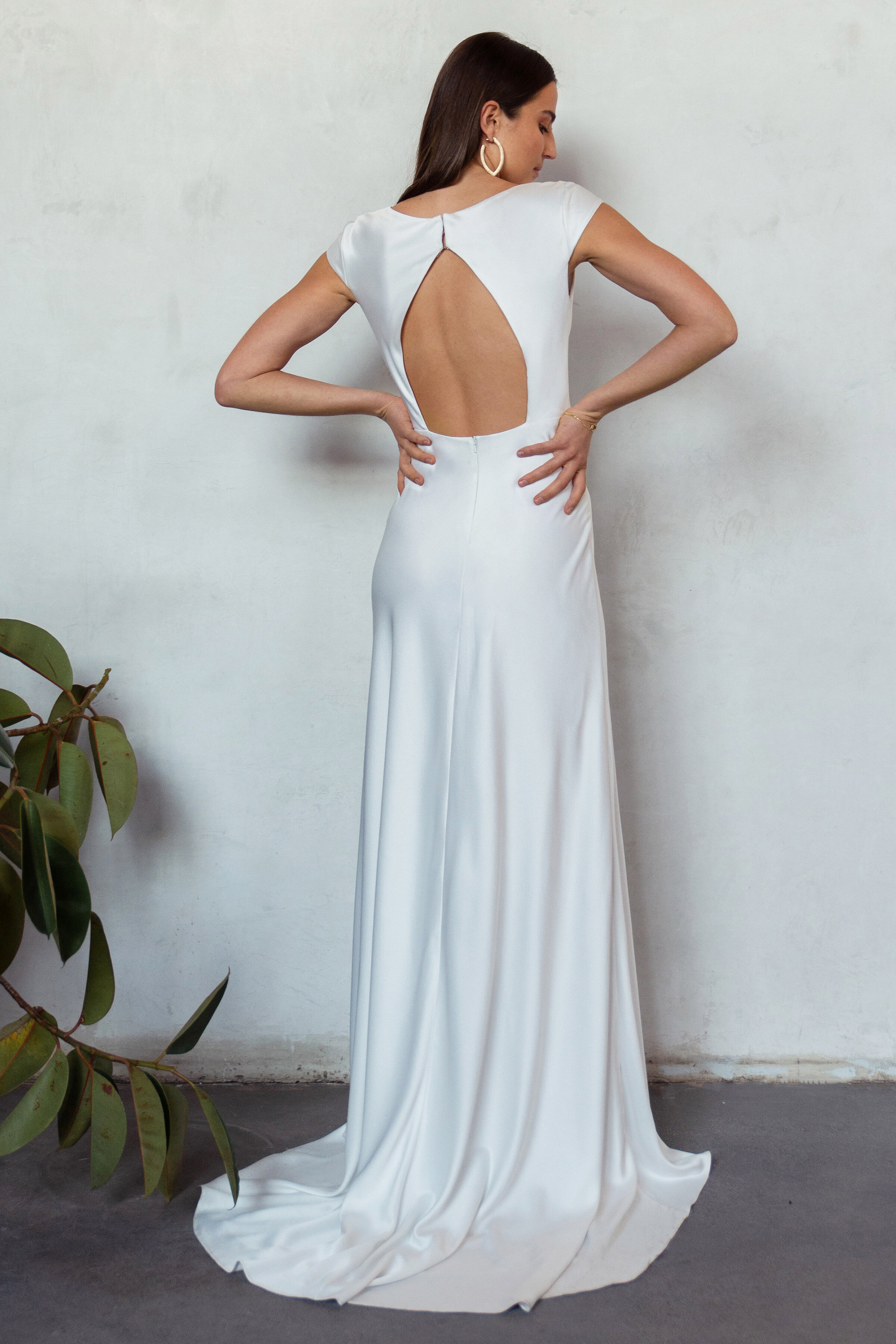 TheBridalCurator_JennyYoo_Bronwyn_2400x3600_2.jpg