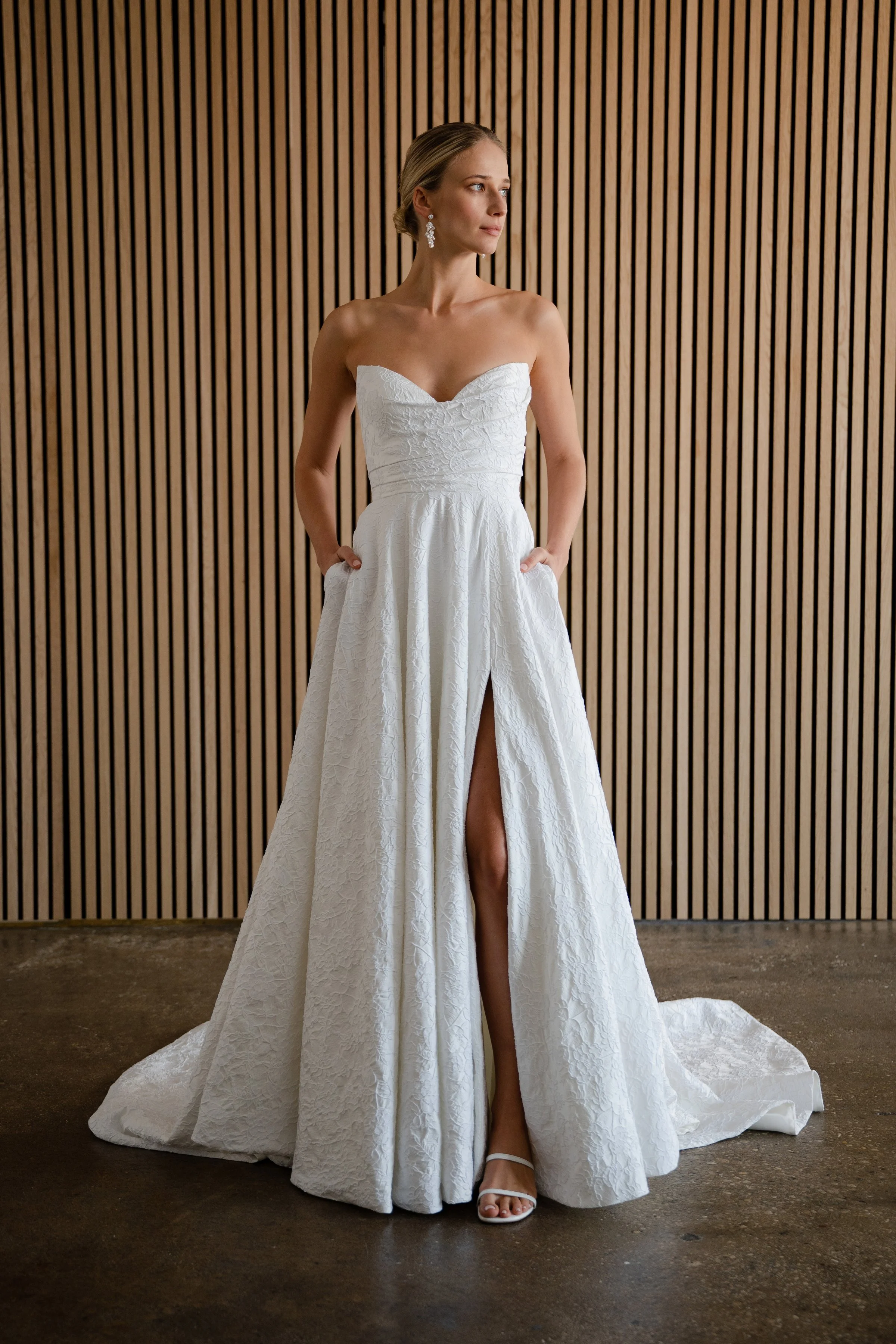 The_Bridal_Curator_Jenny_Yoo_BEAU_NOSLEEVES0750_Edited_2400x3600_1.jpg