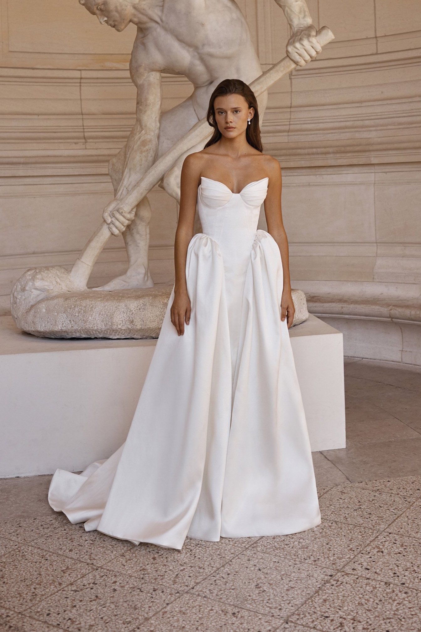 The_Bridal_Curator_Alon_Livné_ALLESANDRA copy.jpg