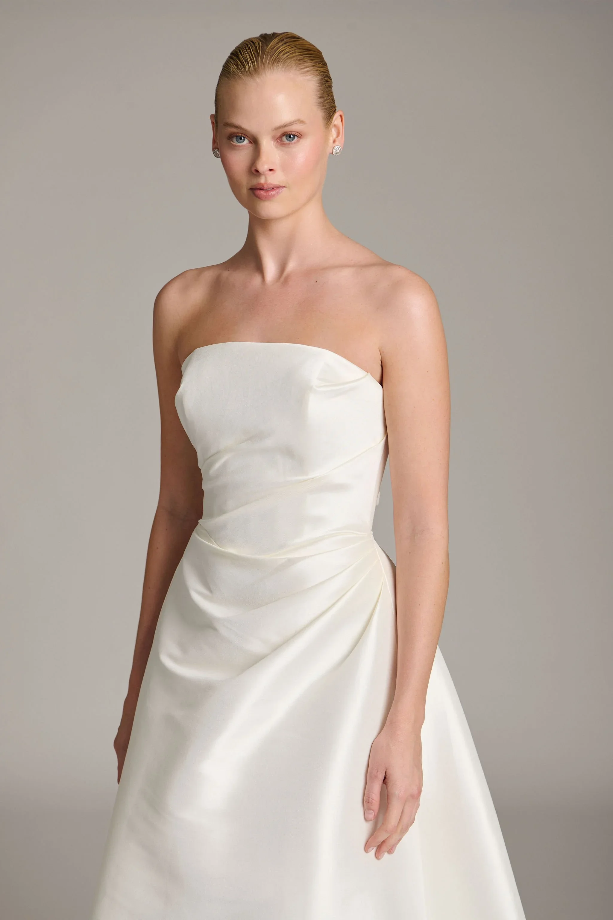 Helena_108021-Curator-The-Label-2026.webp