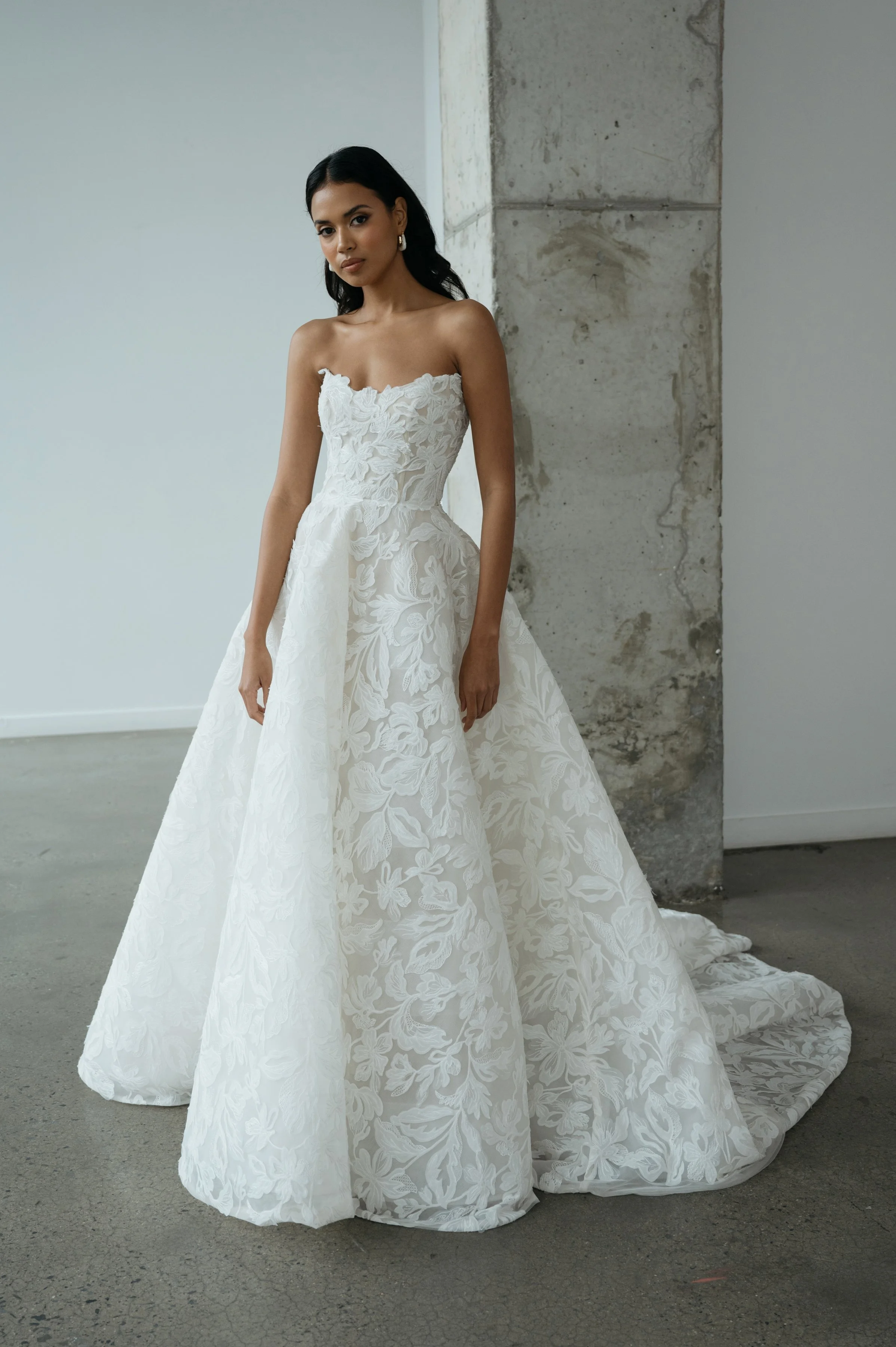 The_Bridal_Curator_Jenny_Yoo_EZRA_7852_Edited_2400x3600.JPG
