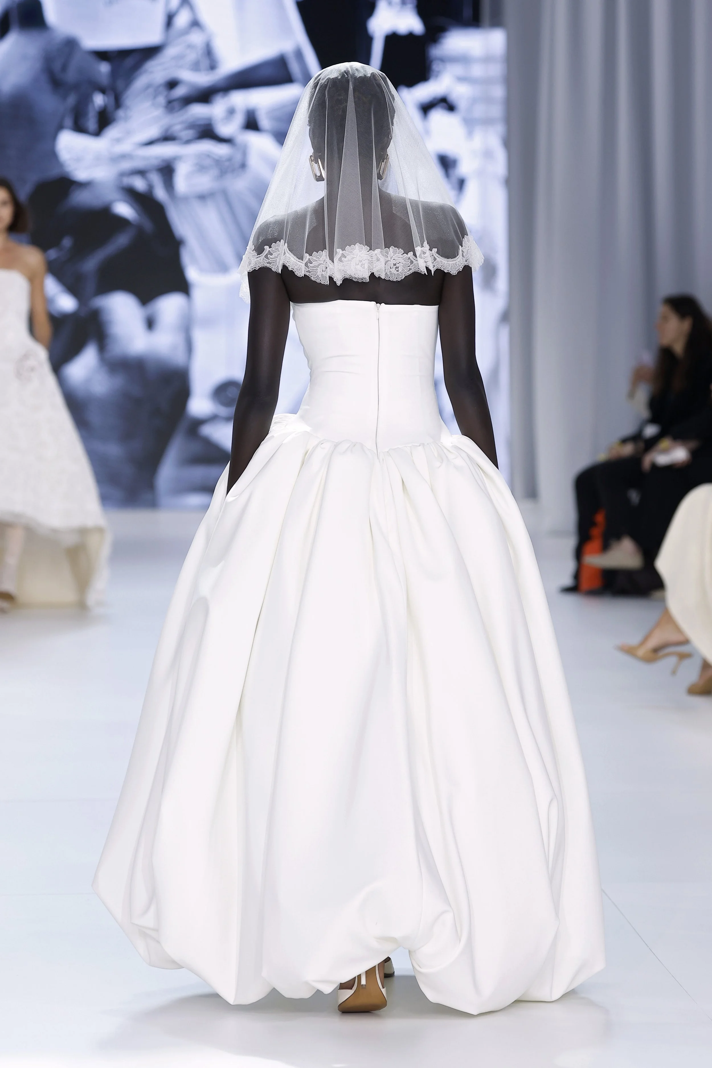 The_Bridal_Curator_Yolanchris_CALYPSO_4.jpg