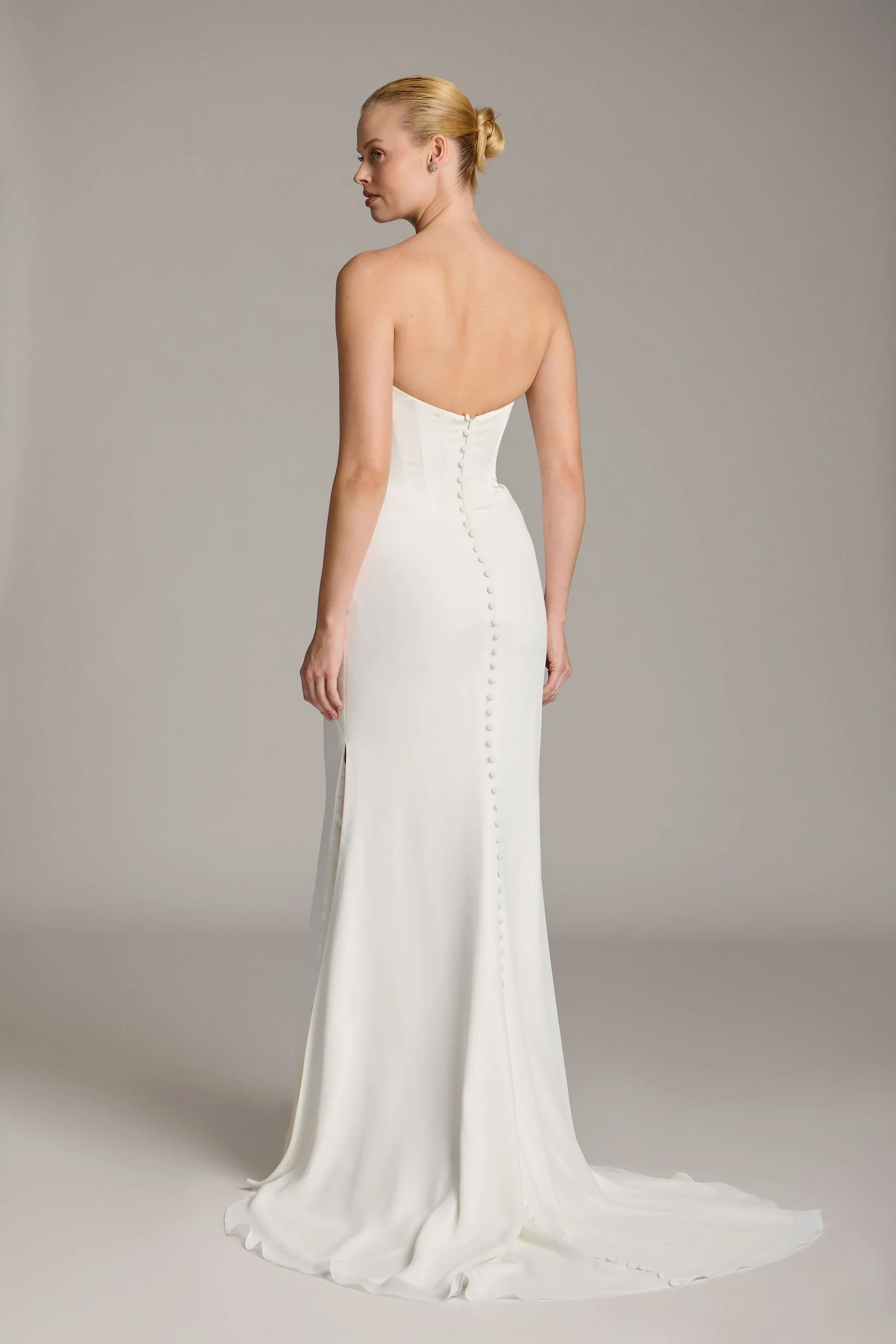 Eloise_109639-Curator-The-Label-2026.webp