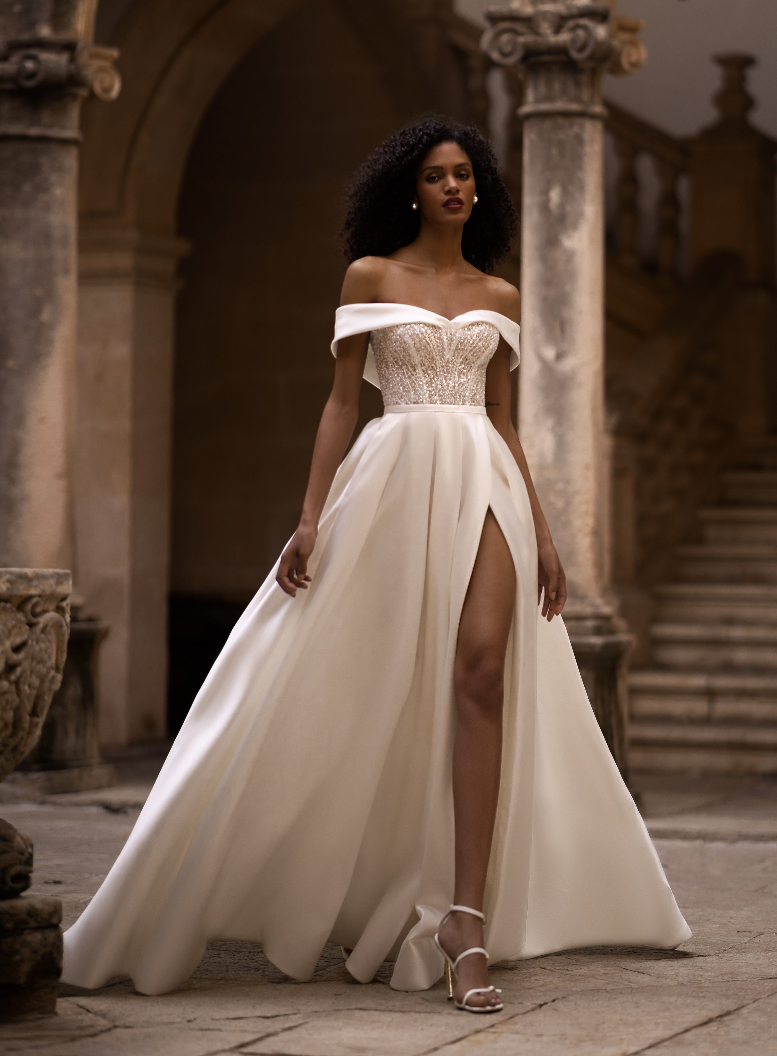 Long sleeve wedding dresses Melbourne Plus size  Grace bridal gown