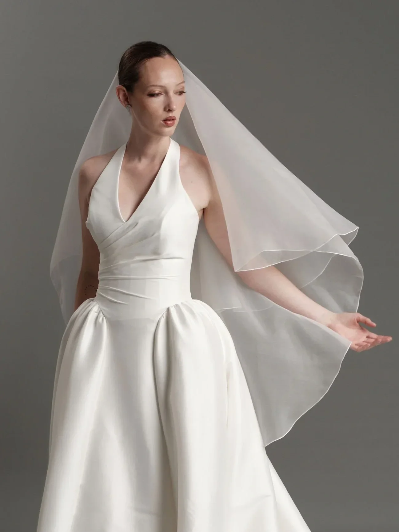 Aurelia_Curator_The_Label_Veils635.webp
