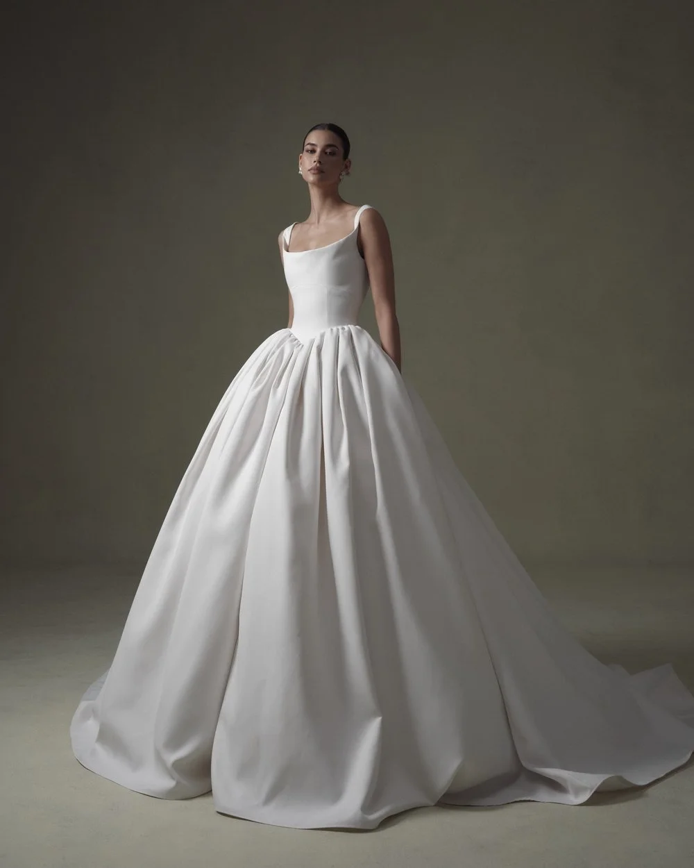 The_Bridal_curator_Sendstudio_2025+0313+NF4901.jpg