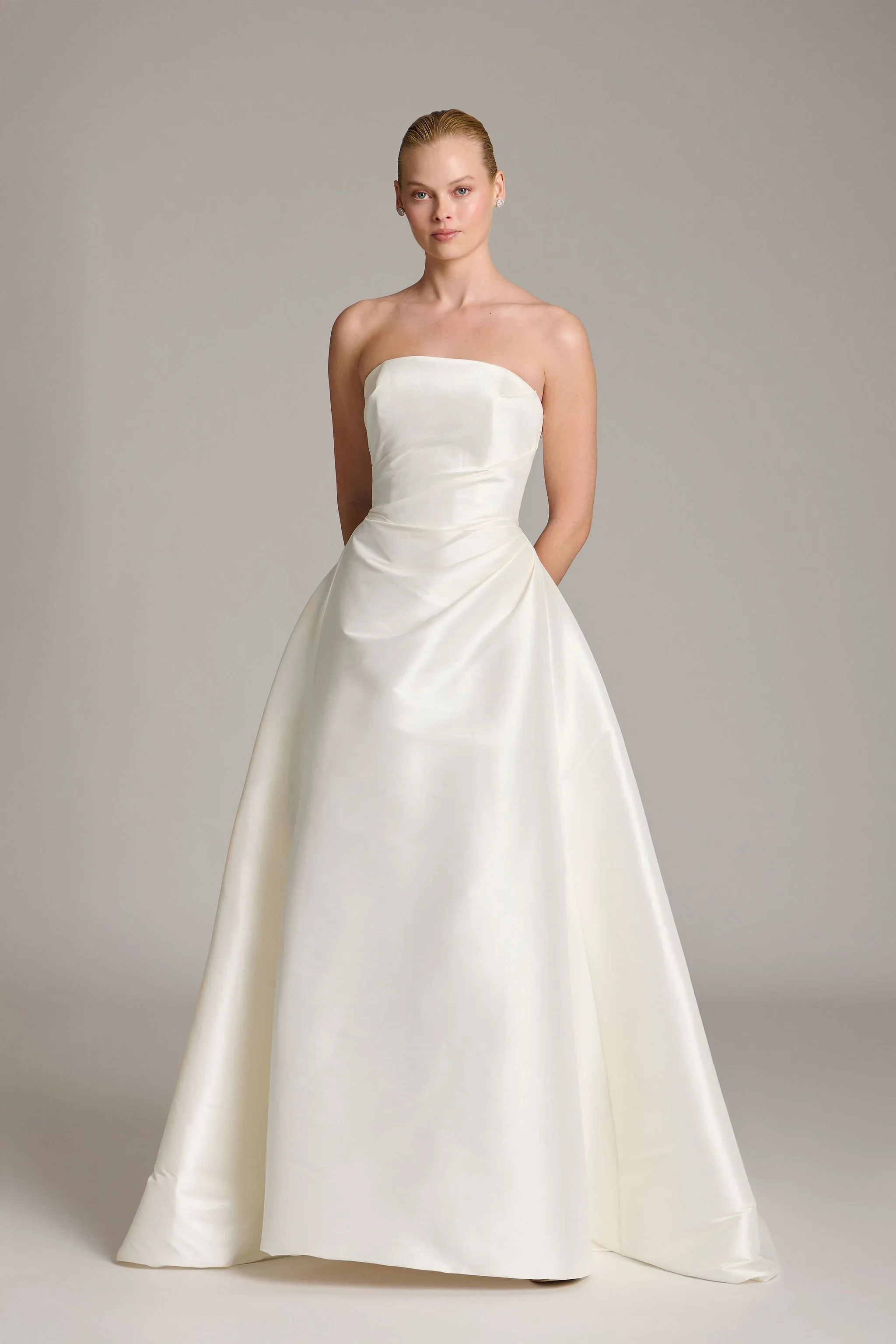 Helena_108018-Curator-The-Label-2026.webp