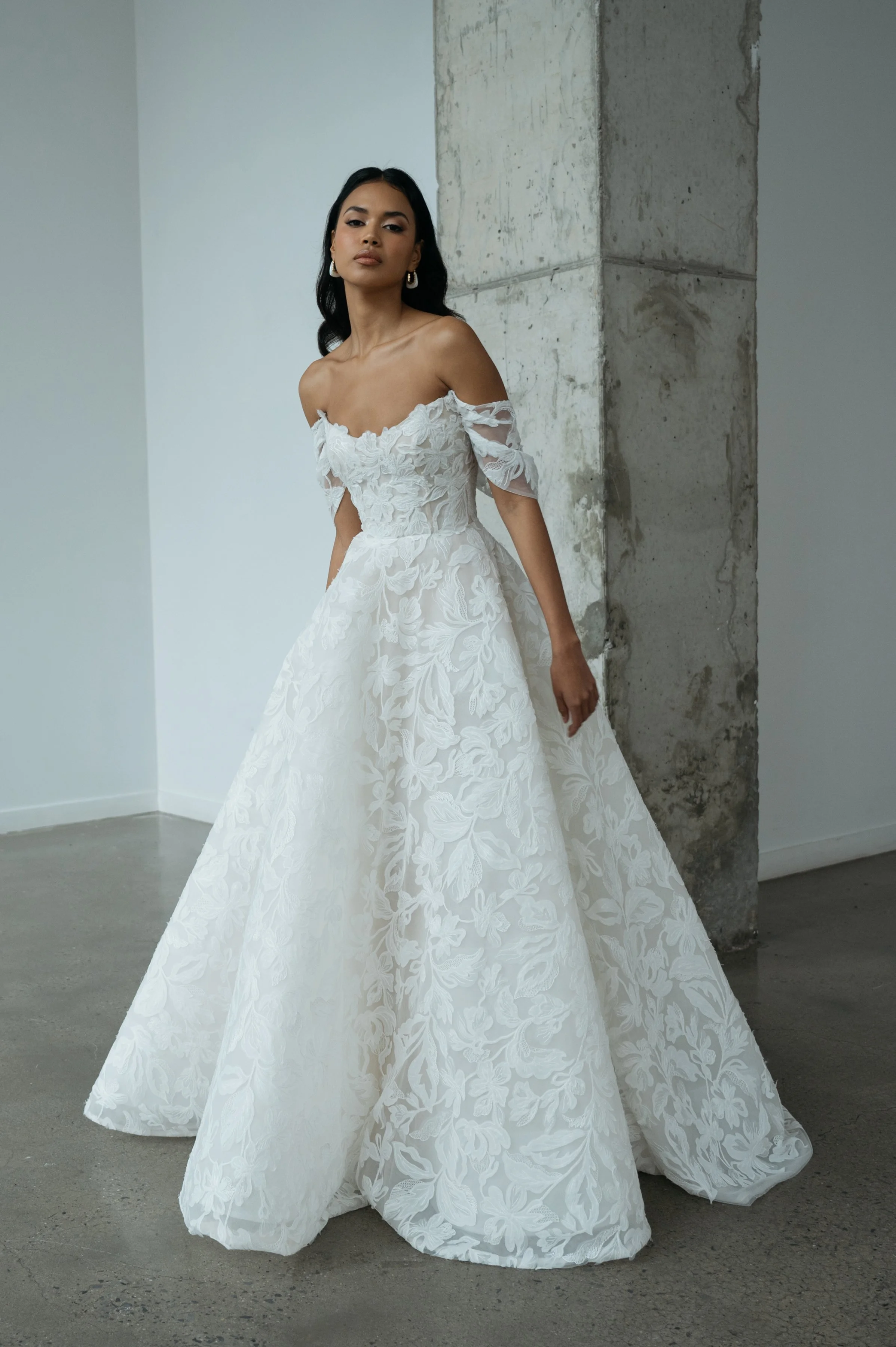 The_Bridal_Curator_Jenny_Yoo_EZRA_7706_Edited_2400x3600.JPG