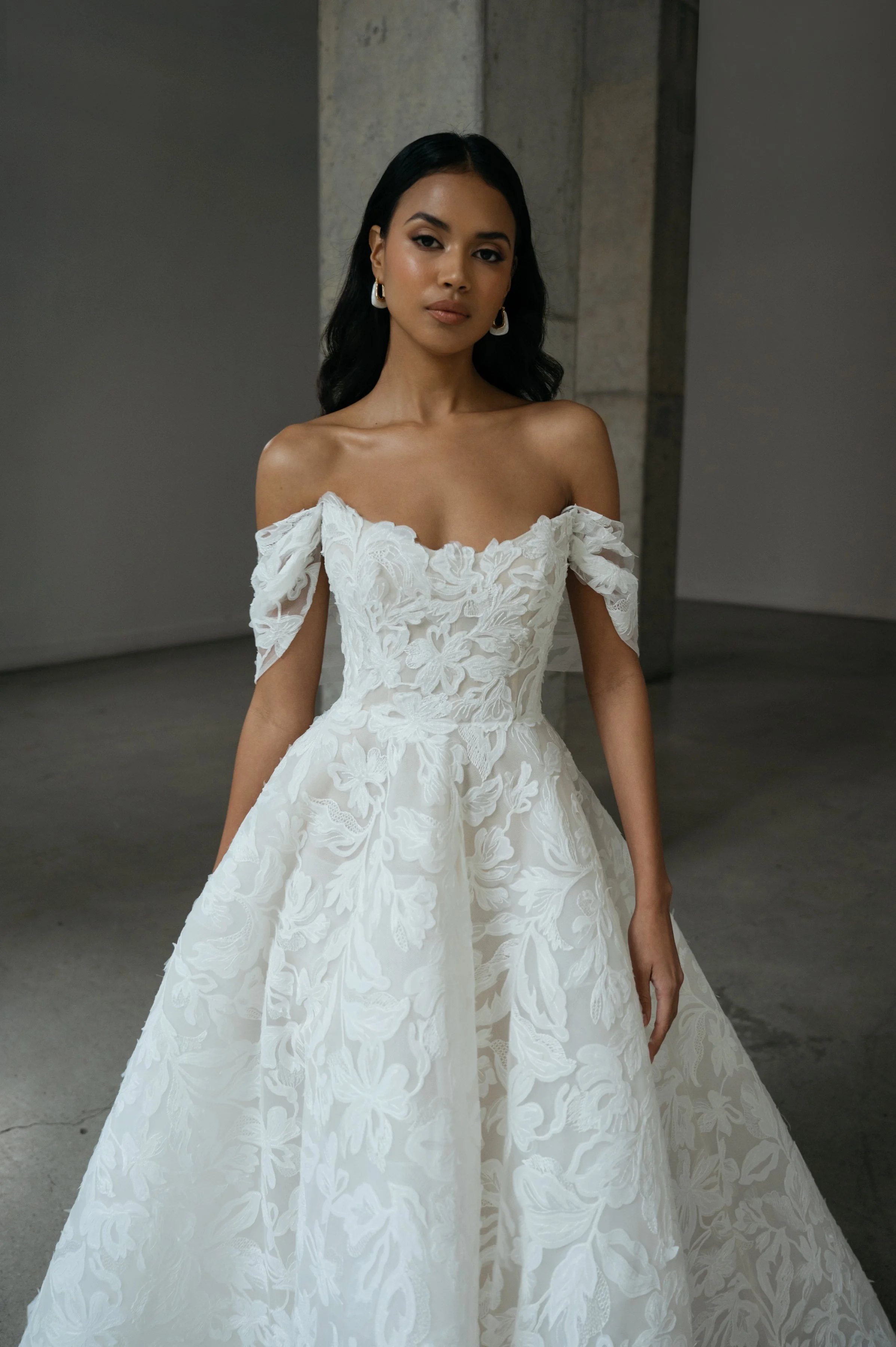 The_Bridal_Curator_Jenny_Yoo_EZRA_7766_Edited_2400x3600.JPG