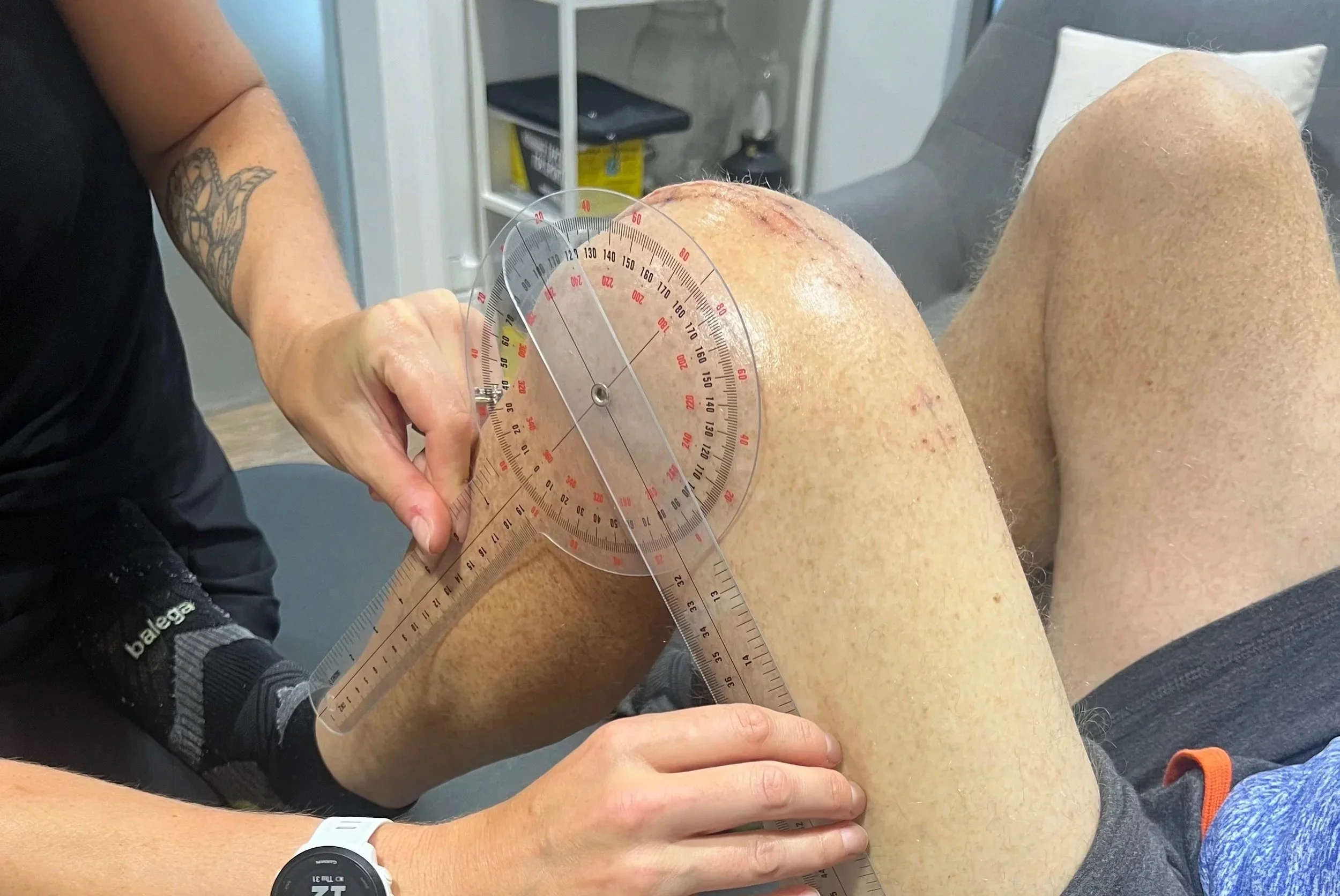 Physio bath, physiotherapy in bath, bath physio, knee pain in bath, physio for knee pain, physio in bath, post opperative rehab, rehab in bath, sports injury in bath, sports injury clinic bath, bath physio, physio treatment bath, physio BA1,