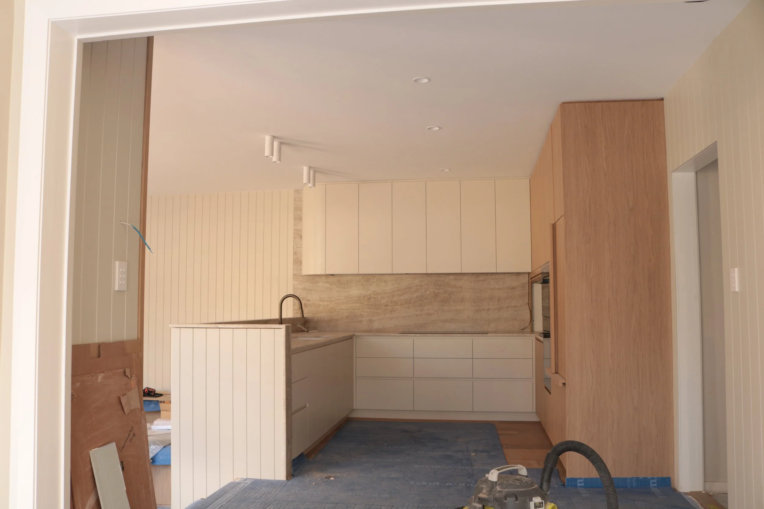 Masefield-Kitchen2.JPG