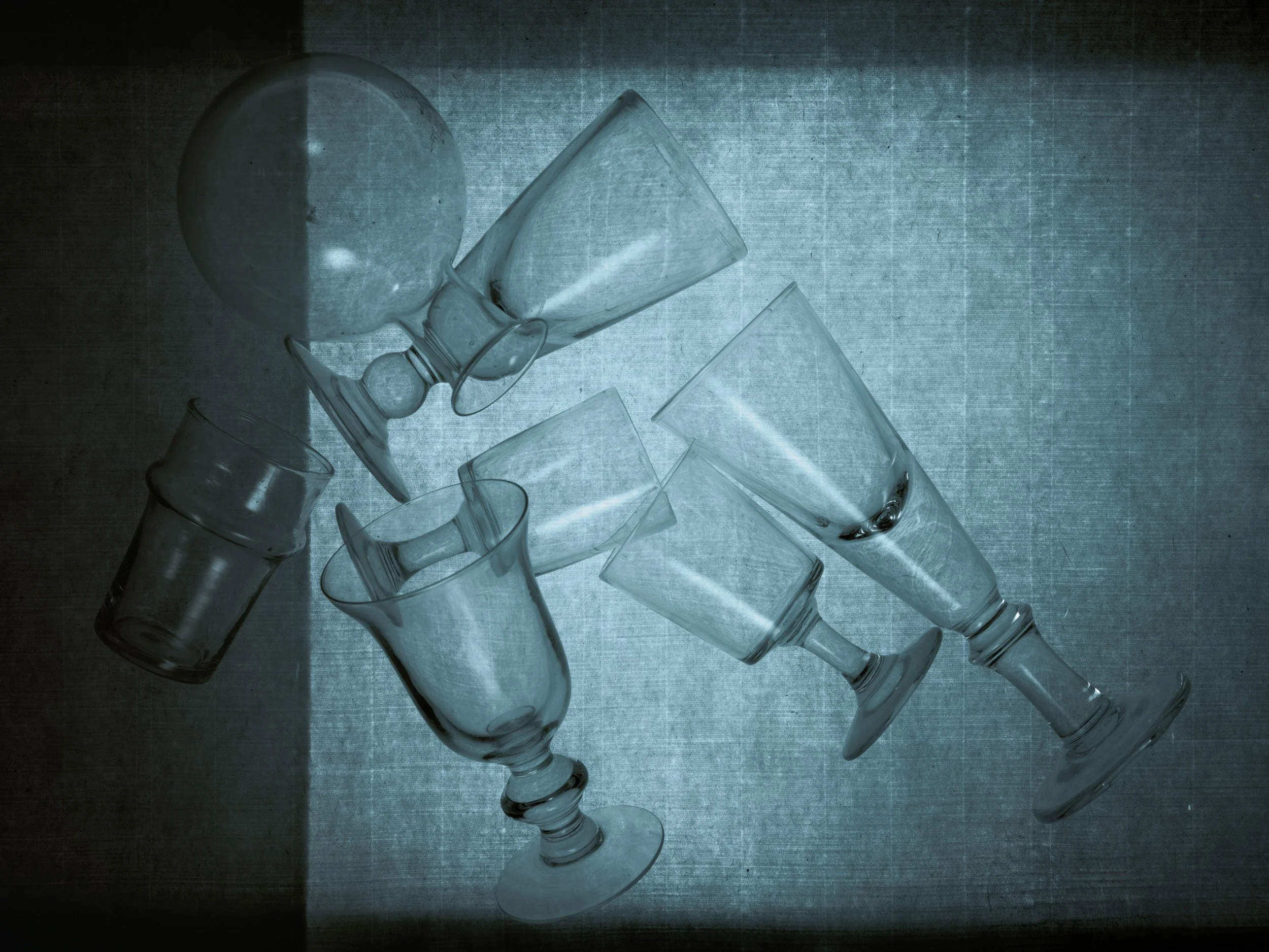 240824_Glassware-on-paper_158_MASTER V3.jpg