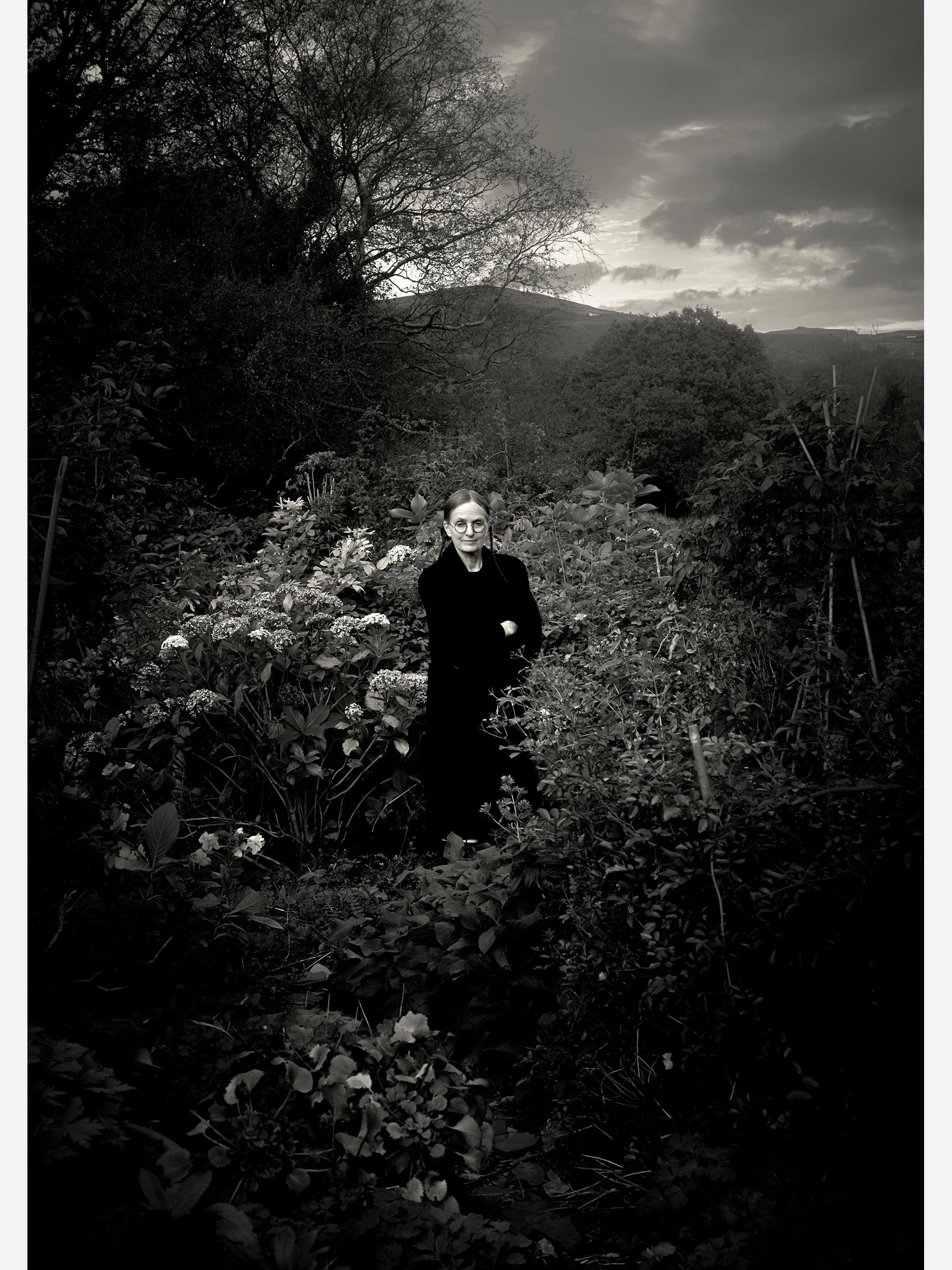 _DSC8300 – Primmy Chorley in garden (Oct 2019), Edit 30.04.20, flat (v2 print, Final version used)_WEB.jpg