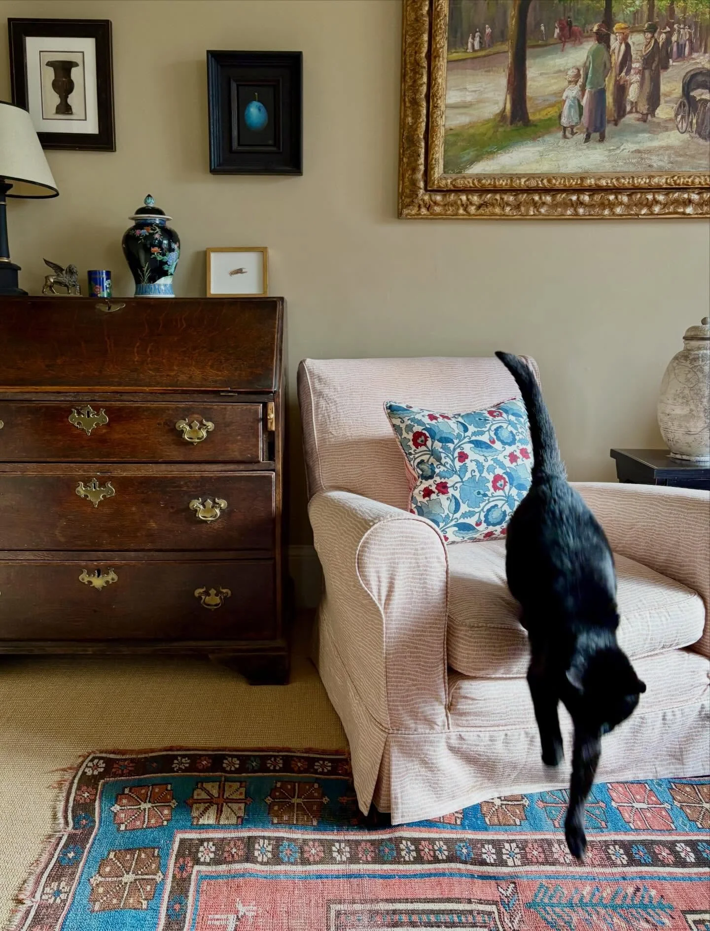 I don&rsquo;t often get good marks, but my prints recently scored 30,000 on the Martindale rub test. So you can sit on a chair covered in my fabric a whopping 30,000 times before it begins to wear away. Though if you have four legs and claws, it may 