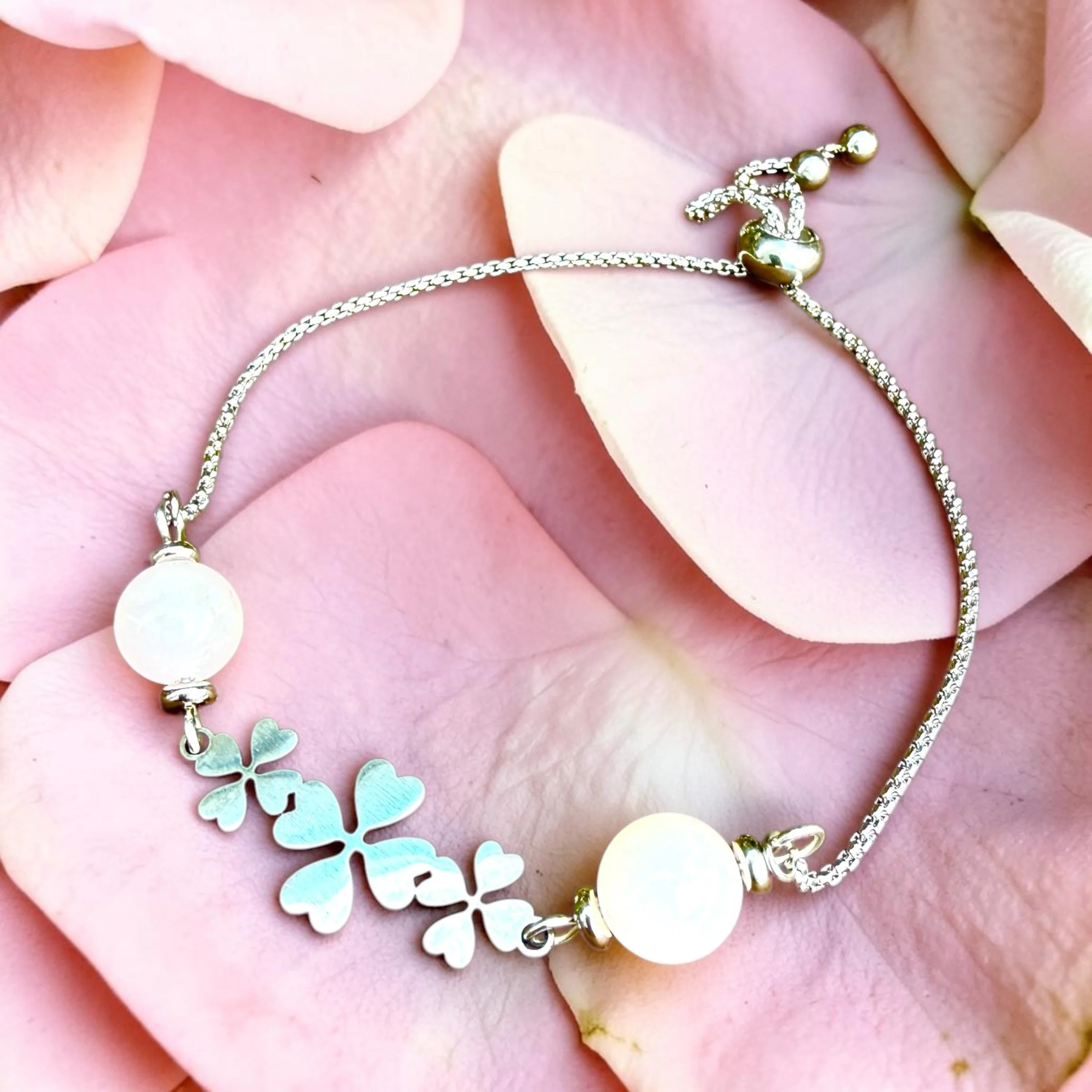 Clover Grace Bracelet