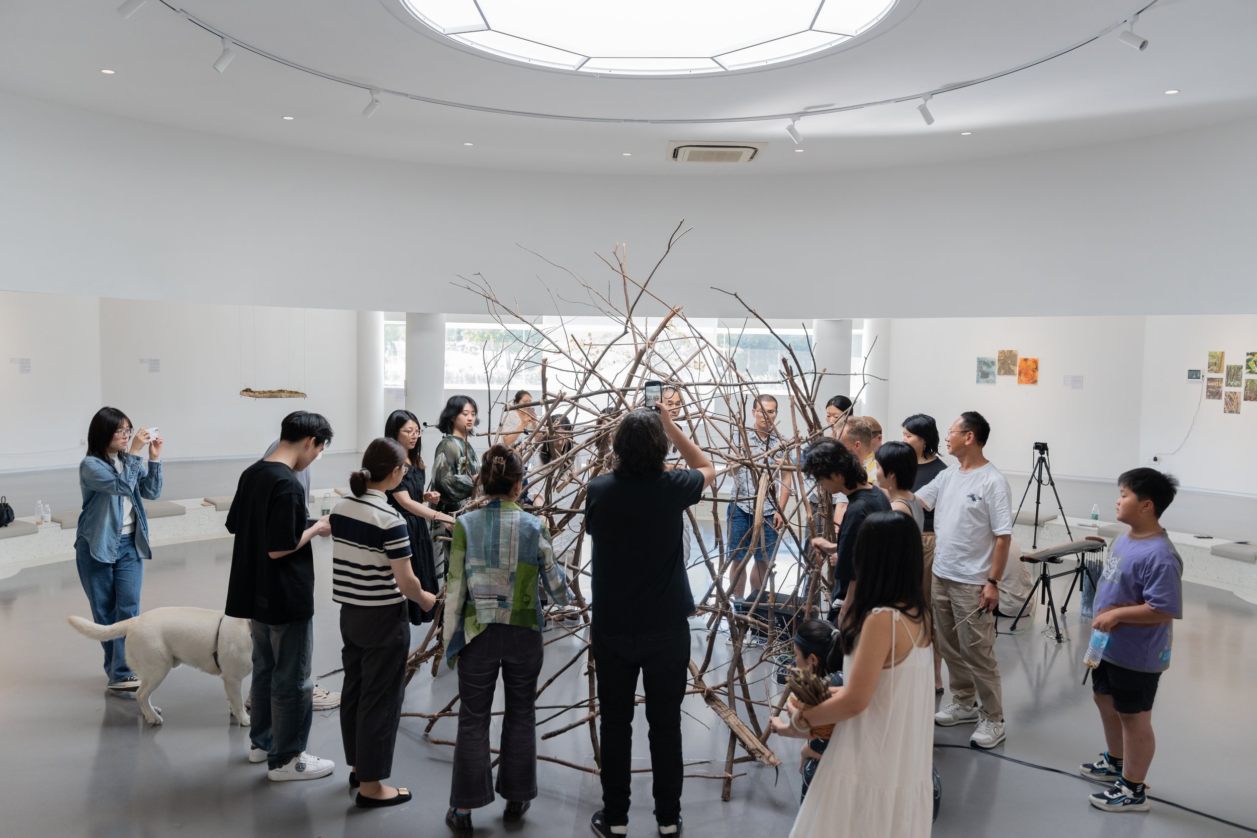 Opening performance_Photographer_ Huang Xinyuan, Courtesy of SUAVEART-04.jpg
