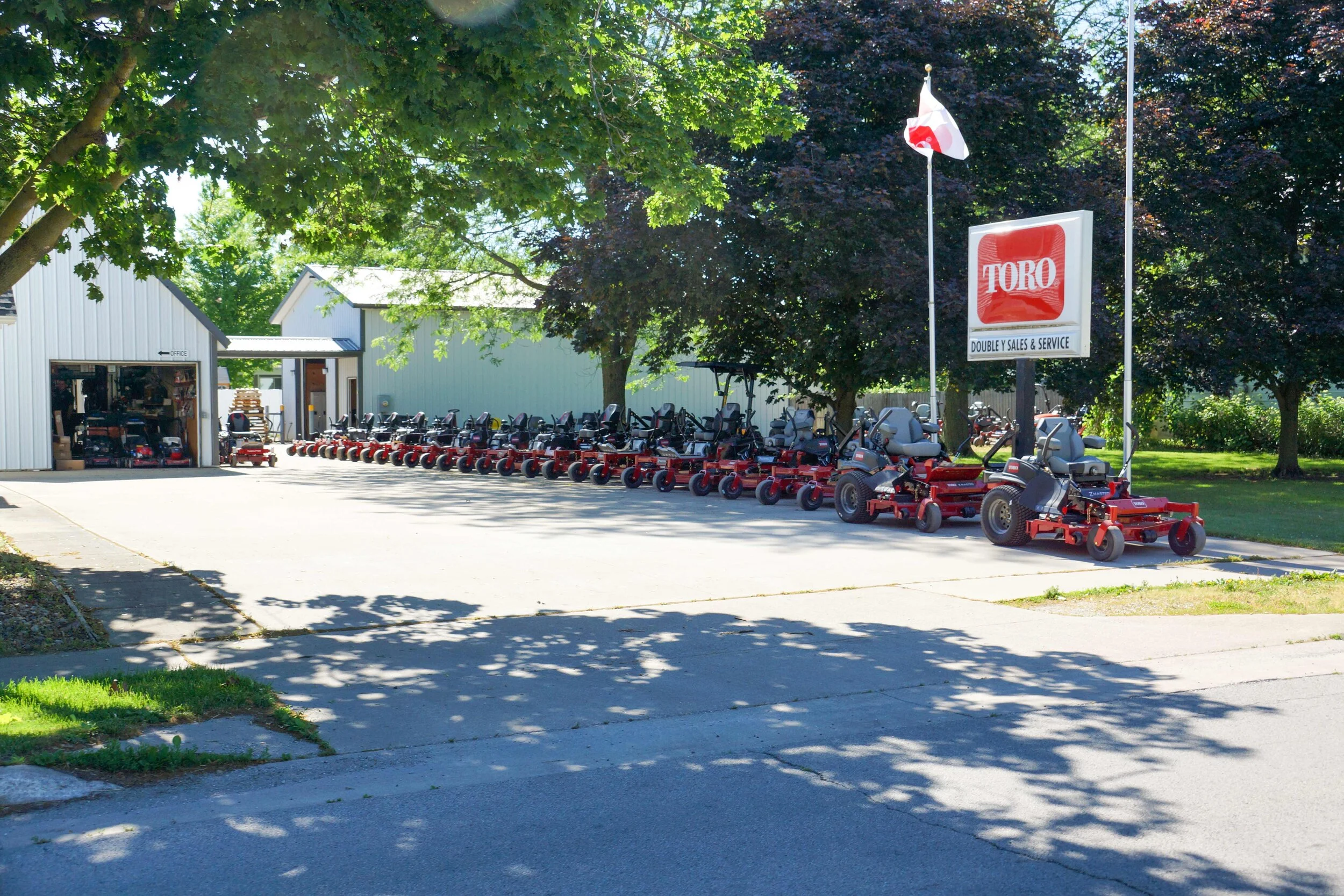 Double Y Sales & Services — Cissna Park, IL