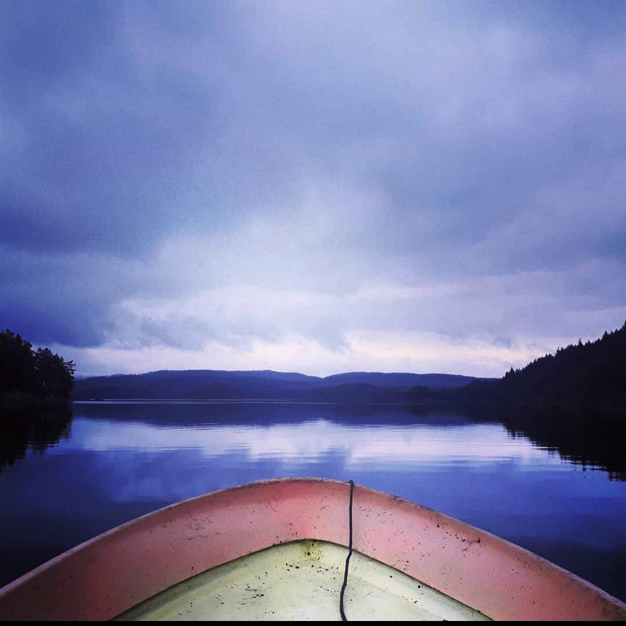 B&aring;ttur p&aring; Kilefjorden💦
-
📷 @berbergmartha 👏

.
.
.

#vennesla #vistitvennesla #mittvennesla #hvaskjerivennesla #bes&oslash;kvennesla #t&oslash;mmerrenna #setesdalsbanen #vigelandhovedg&aring;rd #sv&oslash;mmehall #tursti #otra #laksefi