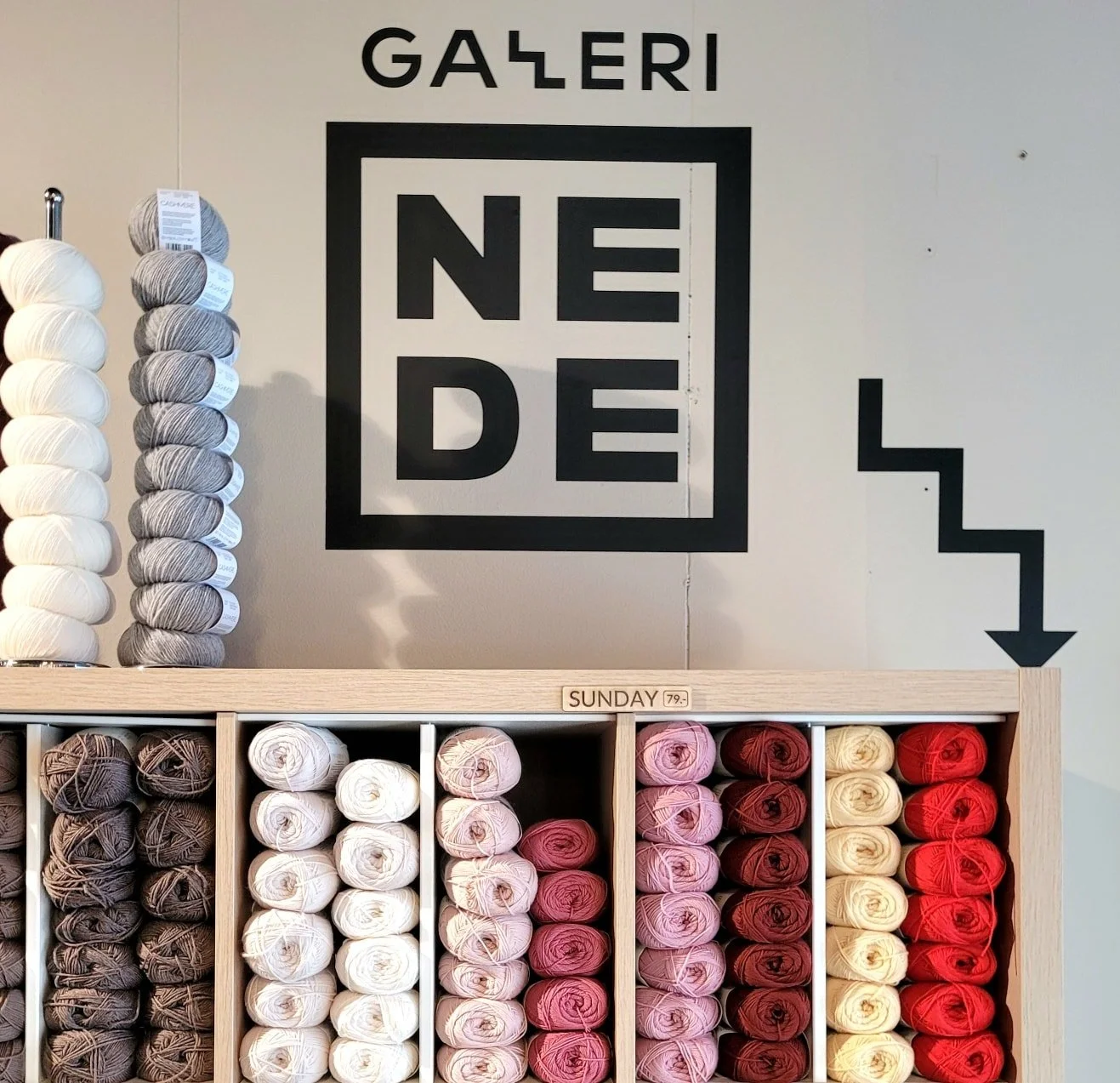 GALLERI NEDE
