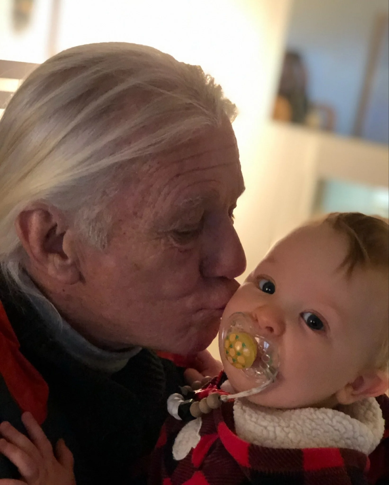 Happy 77th to the best Dad a guy could ask for! Thanks for always being there for me, I love you and I hope I can be at least half as good a dad to my babies as you are to me❤️