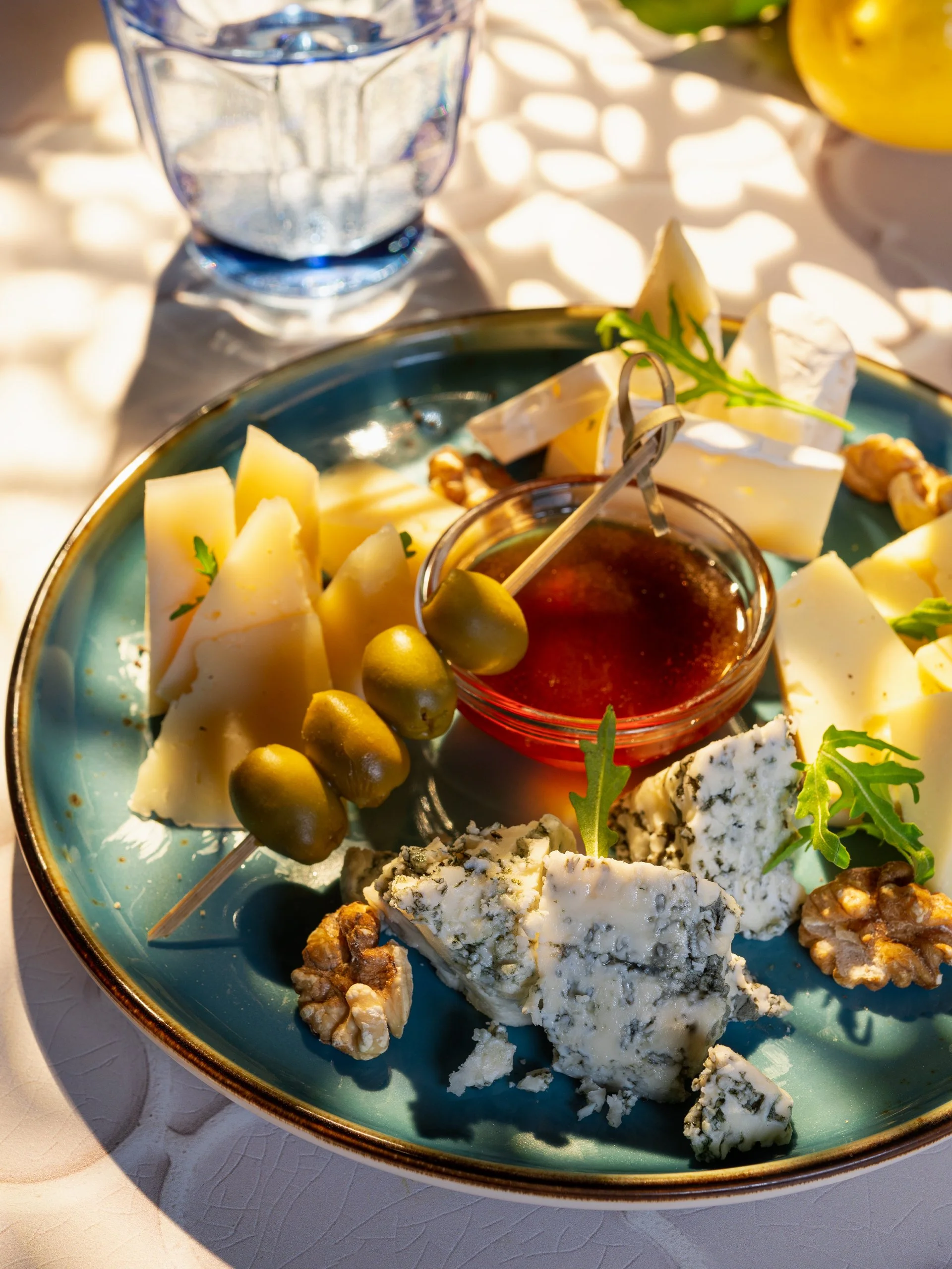 Food Photographer Xenia Rizova – Summer Menu Photoshoot for Italian Cuisine Caffe Ma Va La, Moscow – Cheese Plate