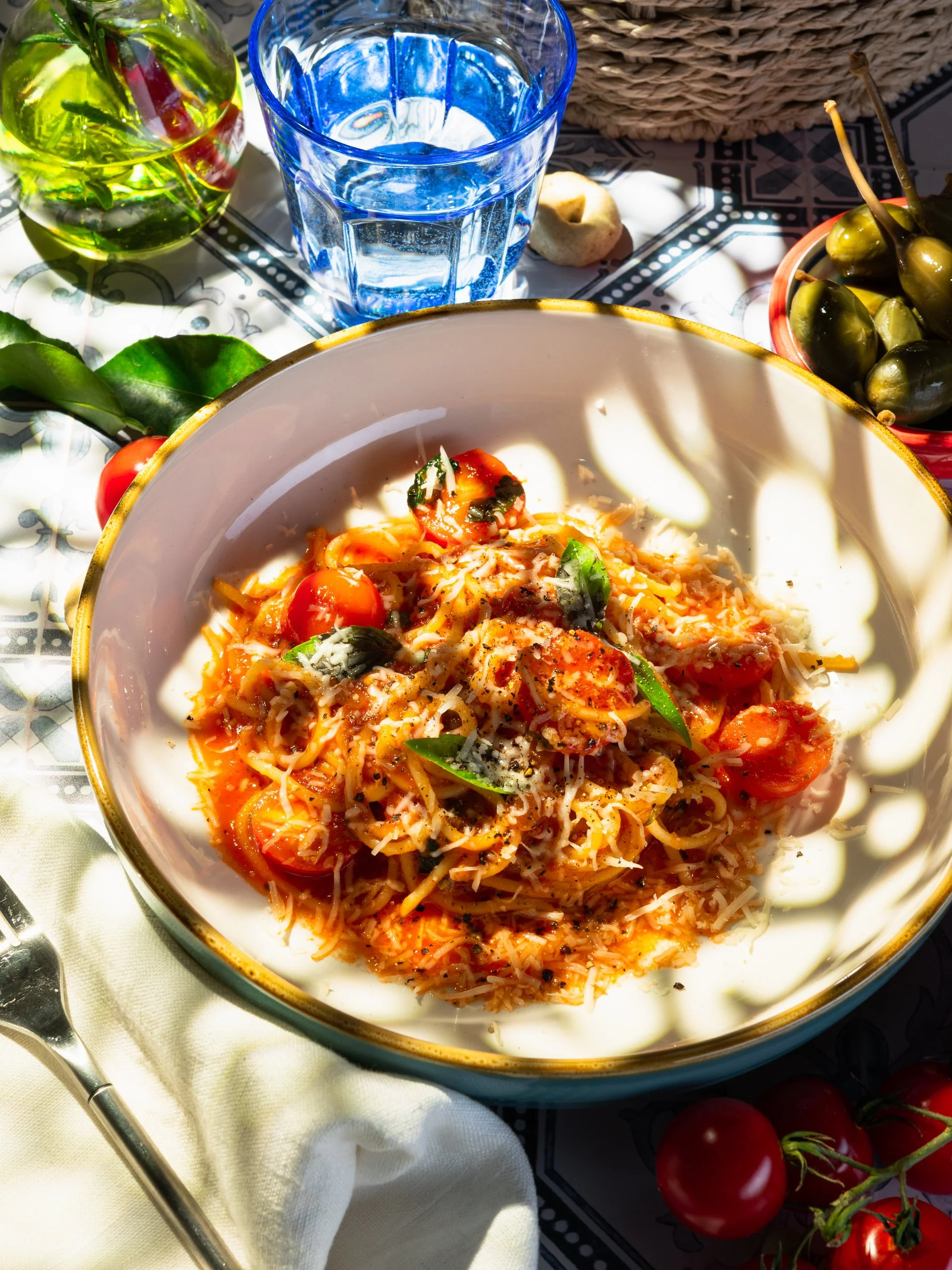 Food Photographer Xenia Rizova – Summer Menu Photoshoot for Italian Cuisine Caffe Ma Va La, Moscow – Tomato Pasta