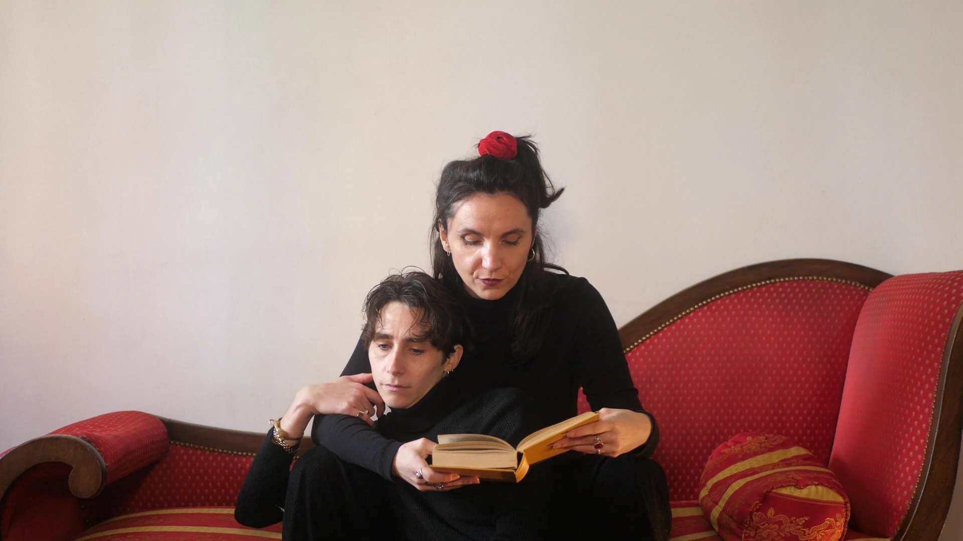 P1044695 - frame at 1m32s.jpg