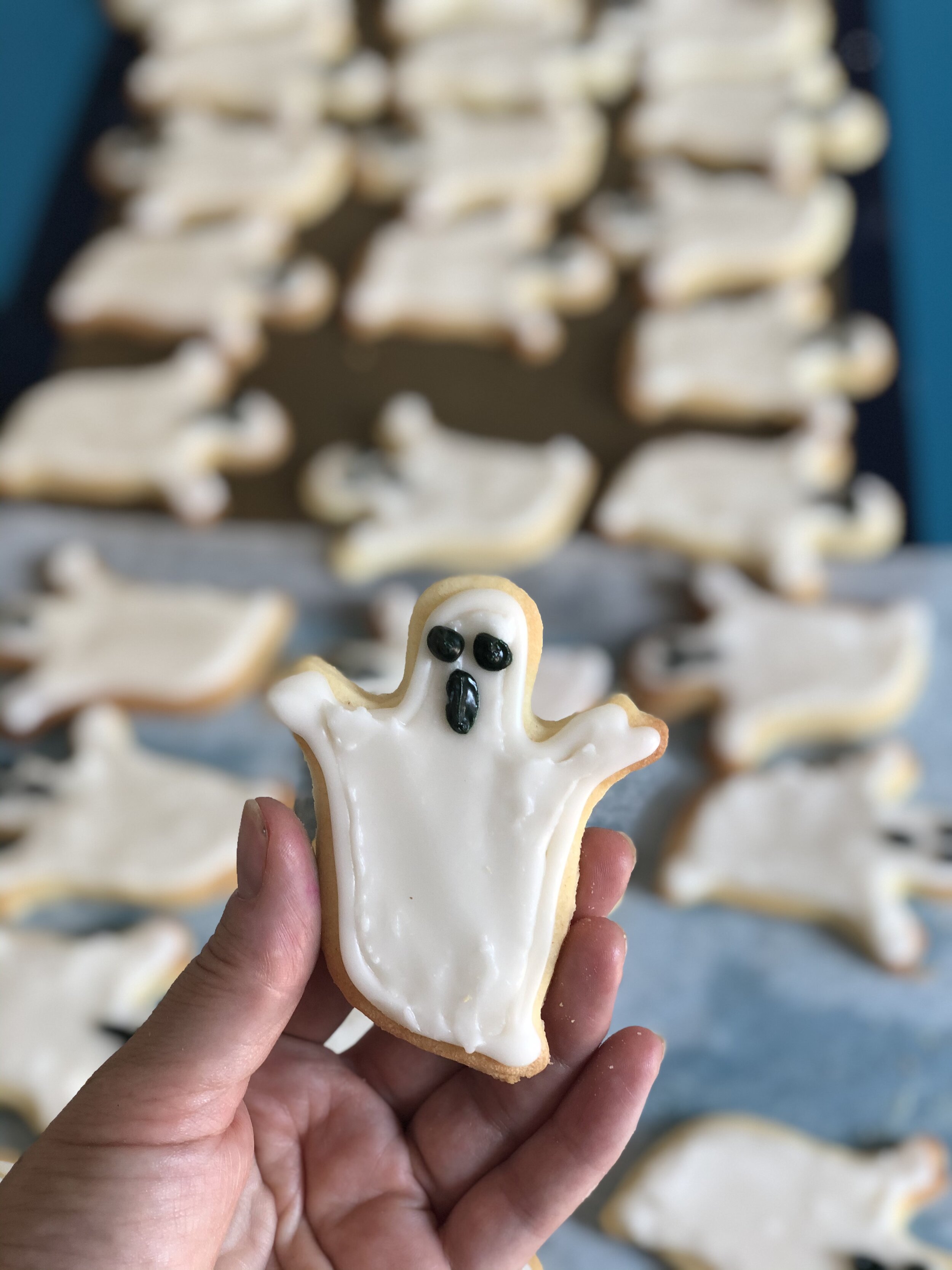 ghost cookie2.jpg