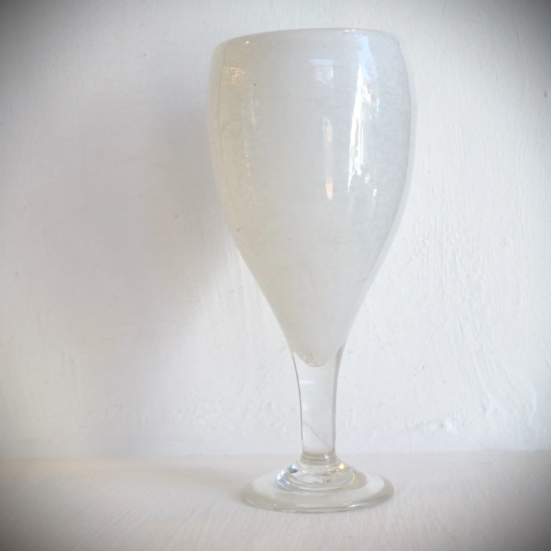 white goblet 1TCH.JPG