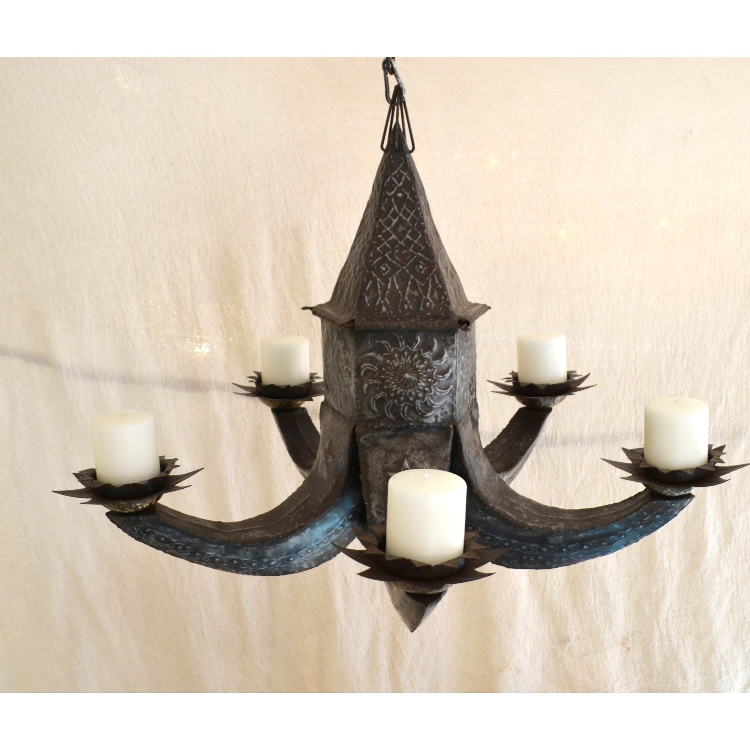 star chandelier 2a.JPG