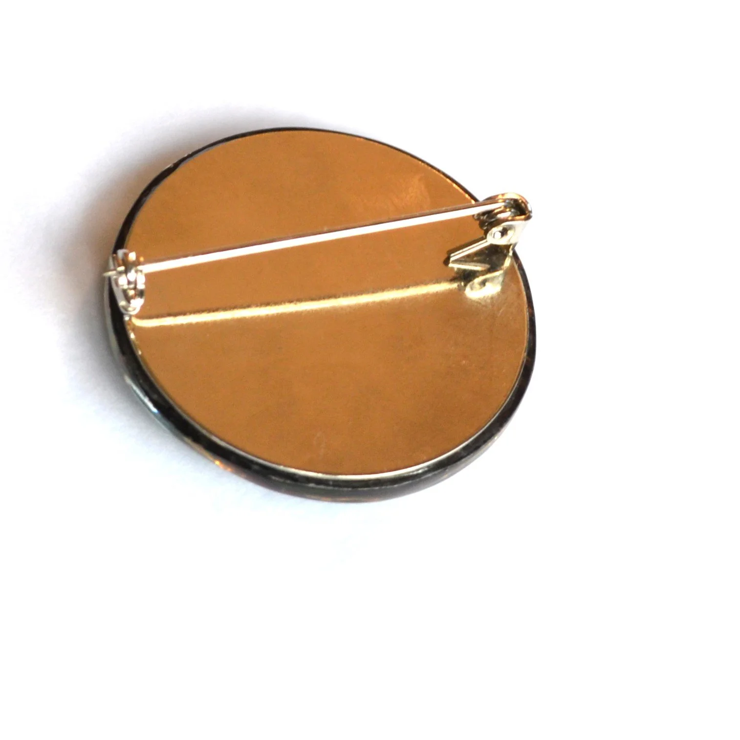 dizzy brooch 1.jpg