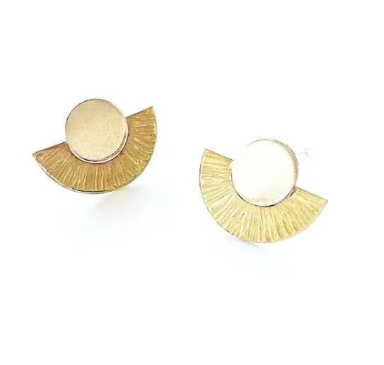 deco studs 1.JPG