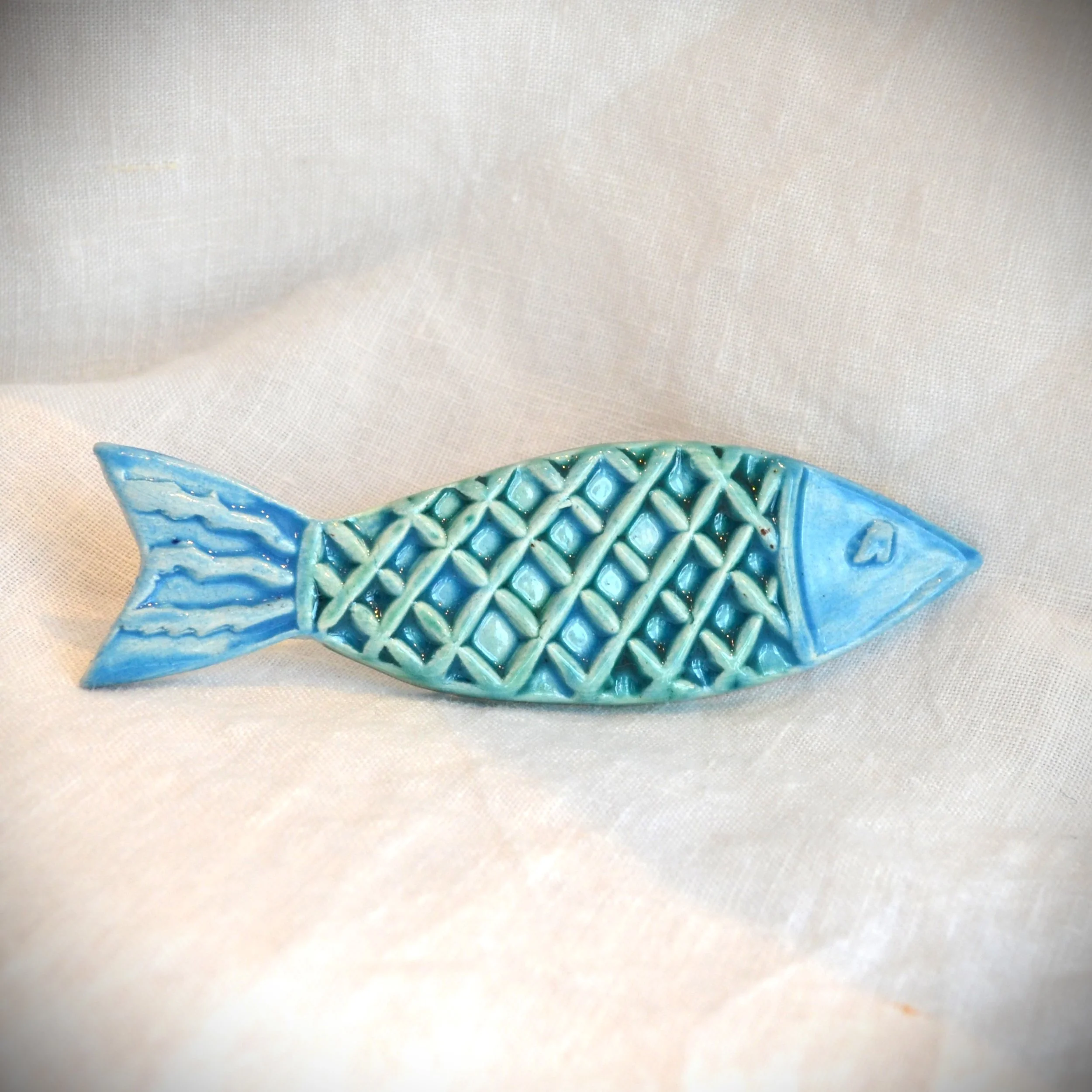 CMU blue fish brooch 1.jpg