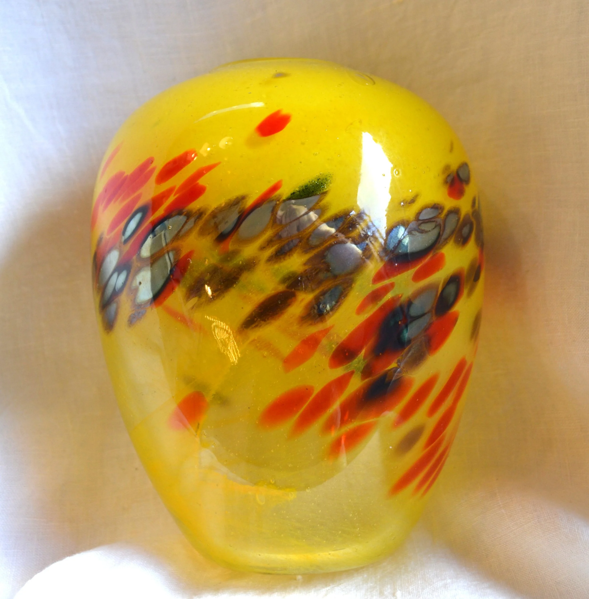 yellow vase 1.jpg