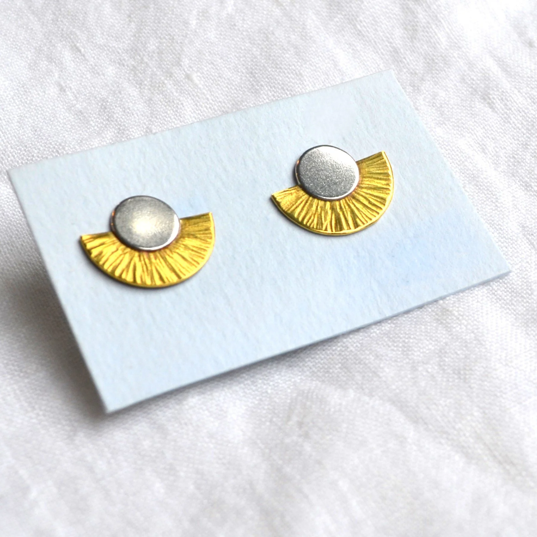 deco studs 4.JPG