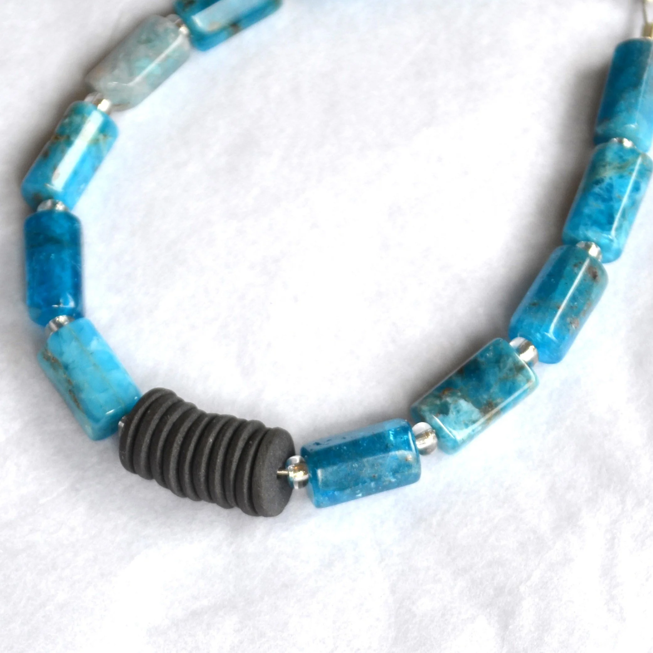 ocean blues bracelet 2.JPG